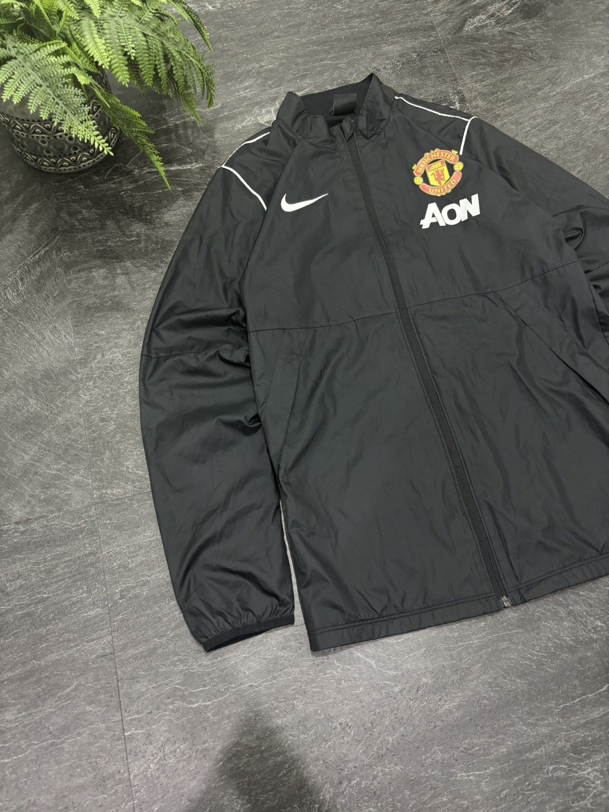 Nike 00s Vintage Nike x Manchester United Soccer Nylon Jacket Size US S / EU 44-46 / 1 - 2 Thumbnail