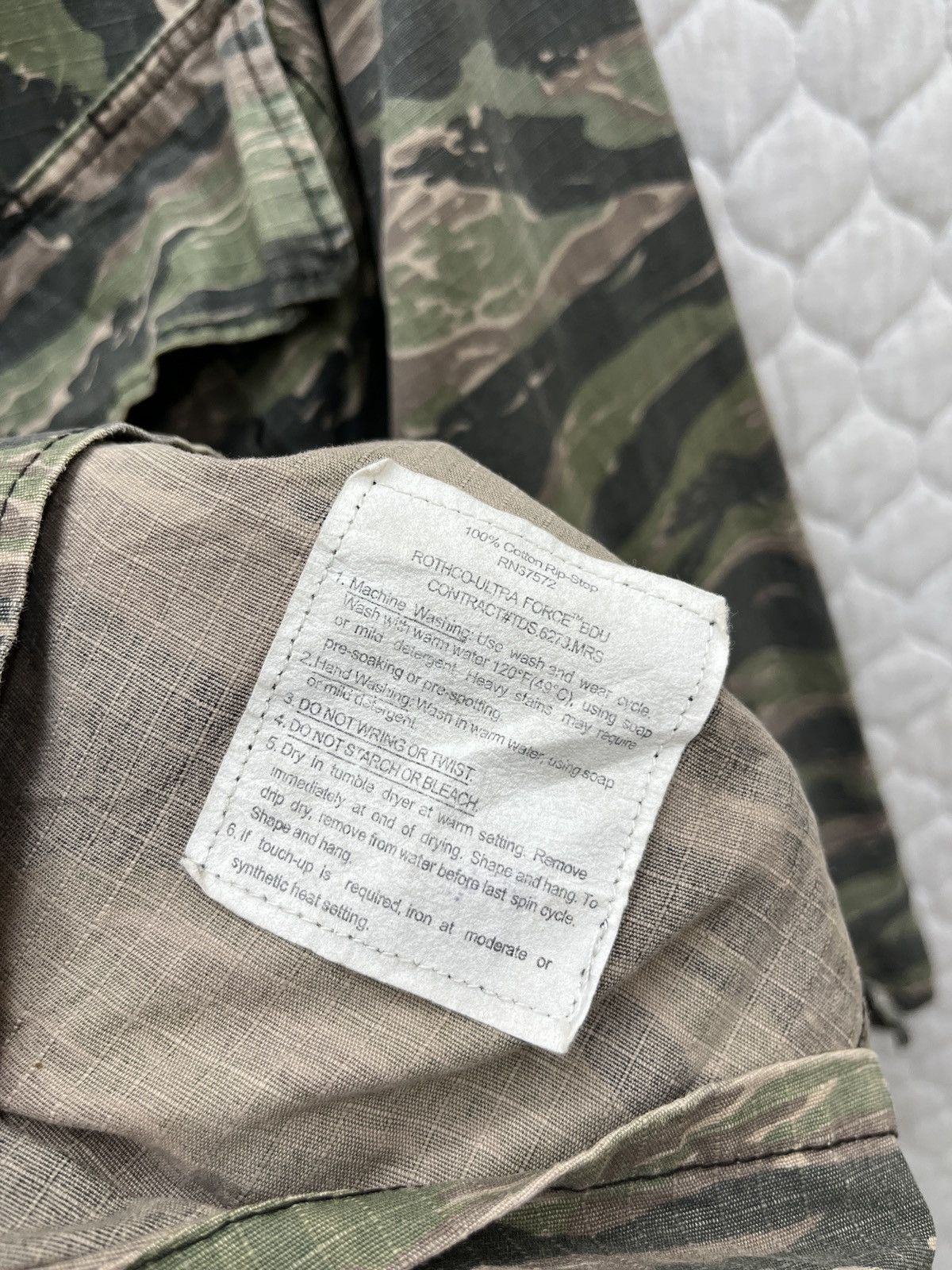 Rothco 🔥🔥🔥STEALS VINTAGE ROTCHO MILITARY TIGER STRIPE JACKET Size US L / EU 52-54 / 3 - 8 Thumbnail