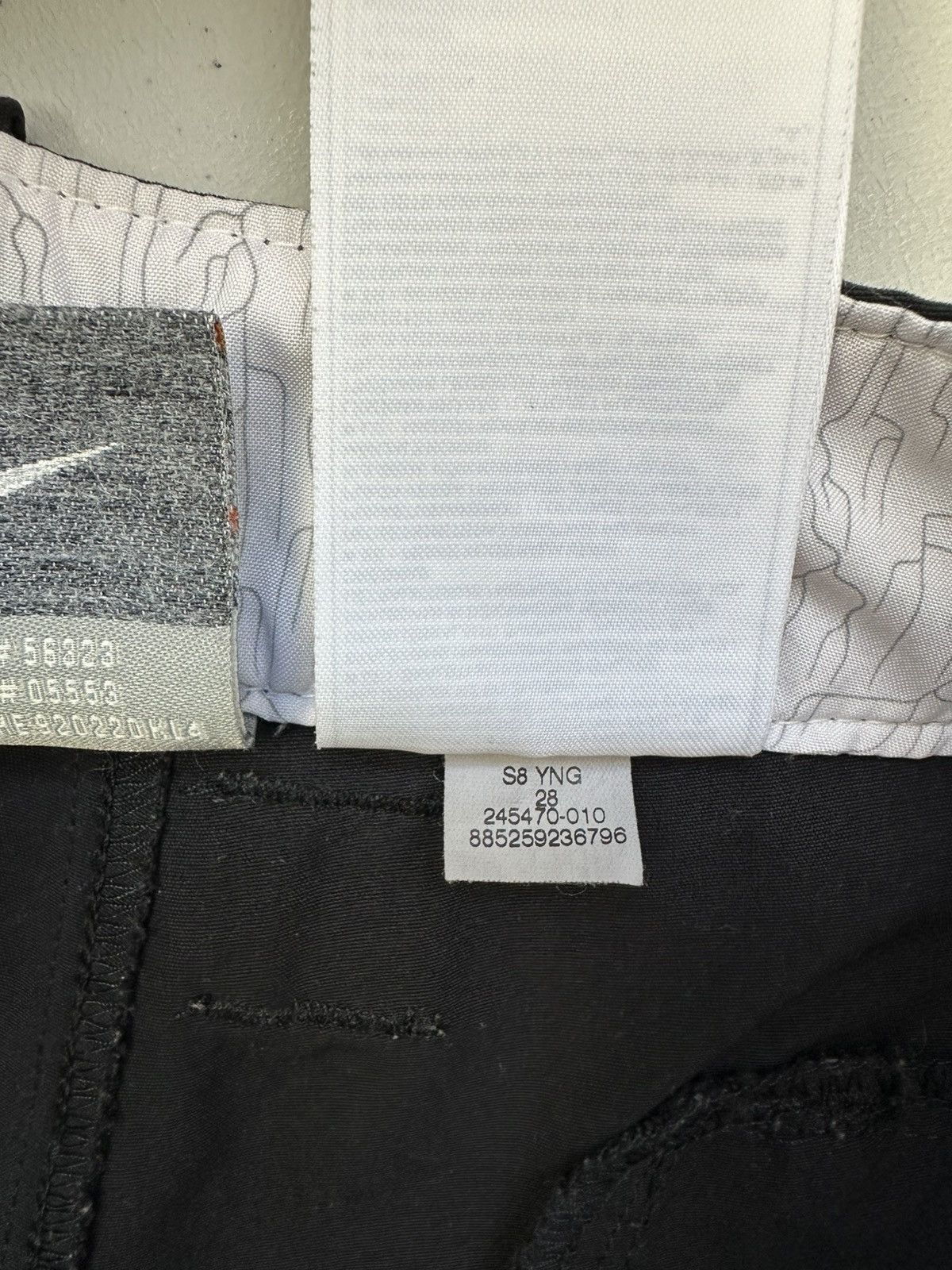 Nike × Nike ACG Vintage Y2k Nike Acg Techwear Shorts Size US 28 / EU 44 - 12 Thumbnail