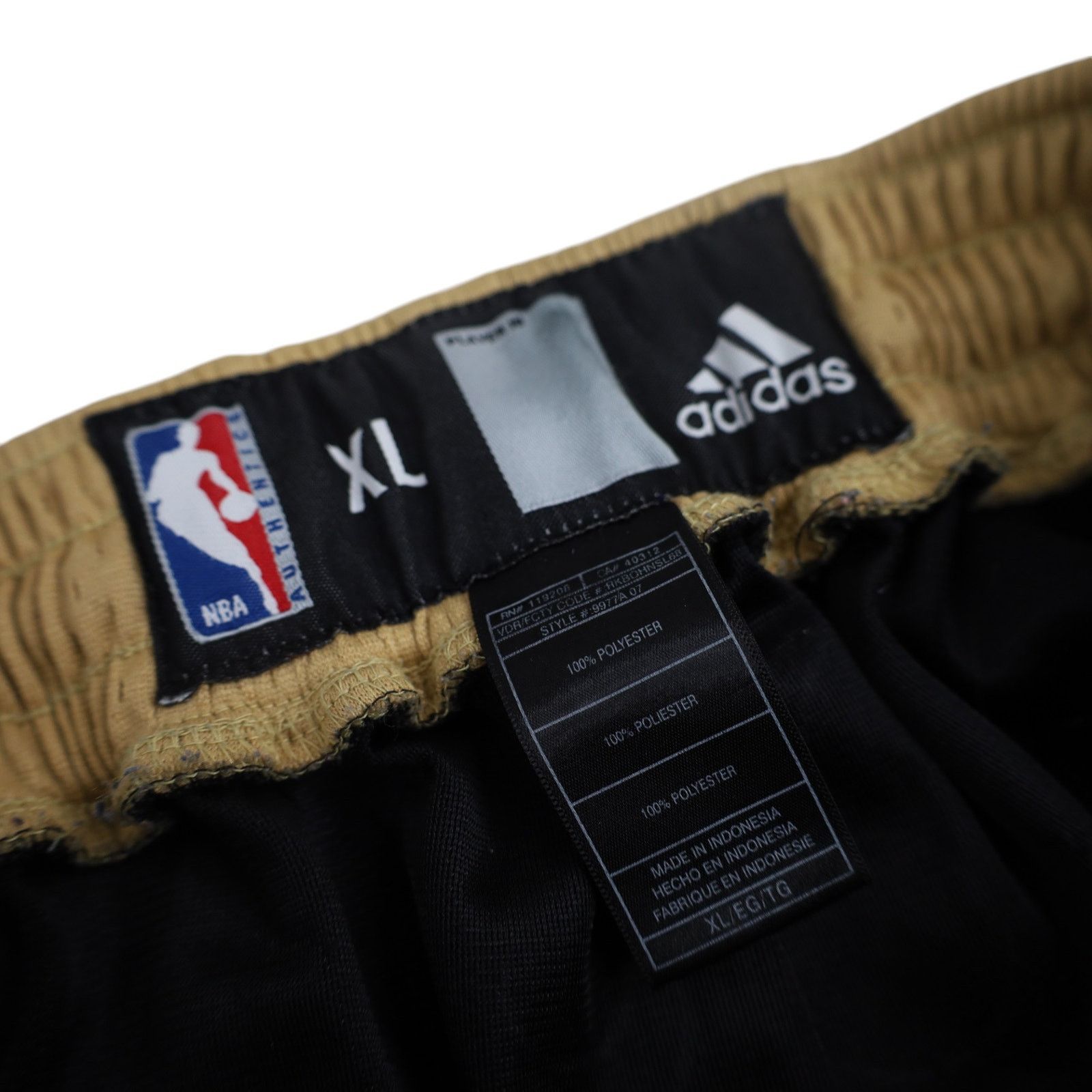Adidas × Vintage Vintage Adidas Washington DC Wizards NBA Basketball Shorts Size US 32 / EU 48 - 6 Thumbnail