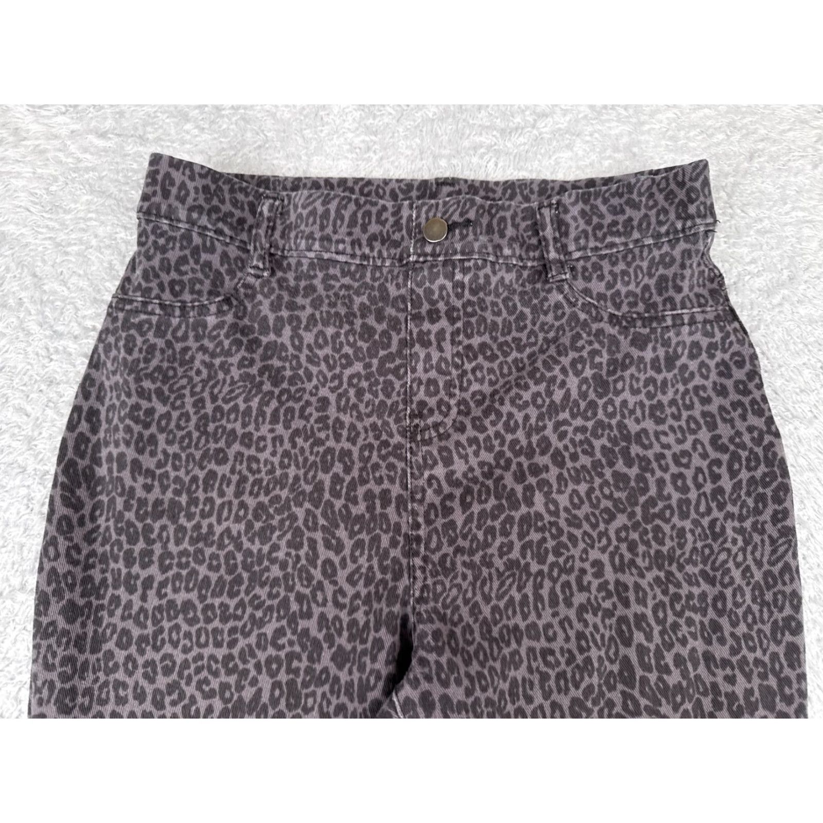 Vintage Time And Tru Jeans Women Small Gray Leopard Print Pull-On Tapered Skinny Size 28" / US 6 / IT 42 - 4 Thumbnail