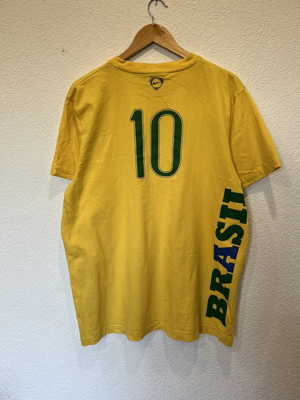 Vintage Vintage 00’s Nike Brazil Ronaldinho Size US XL / EU 56 / 4 - 5 Thumbnail