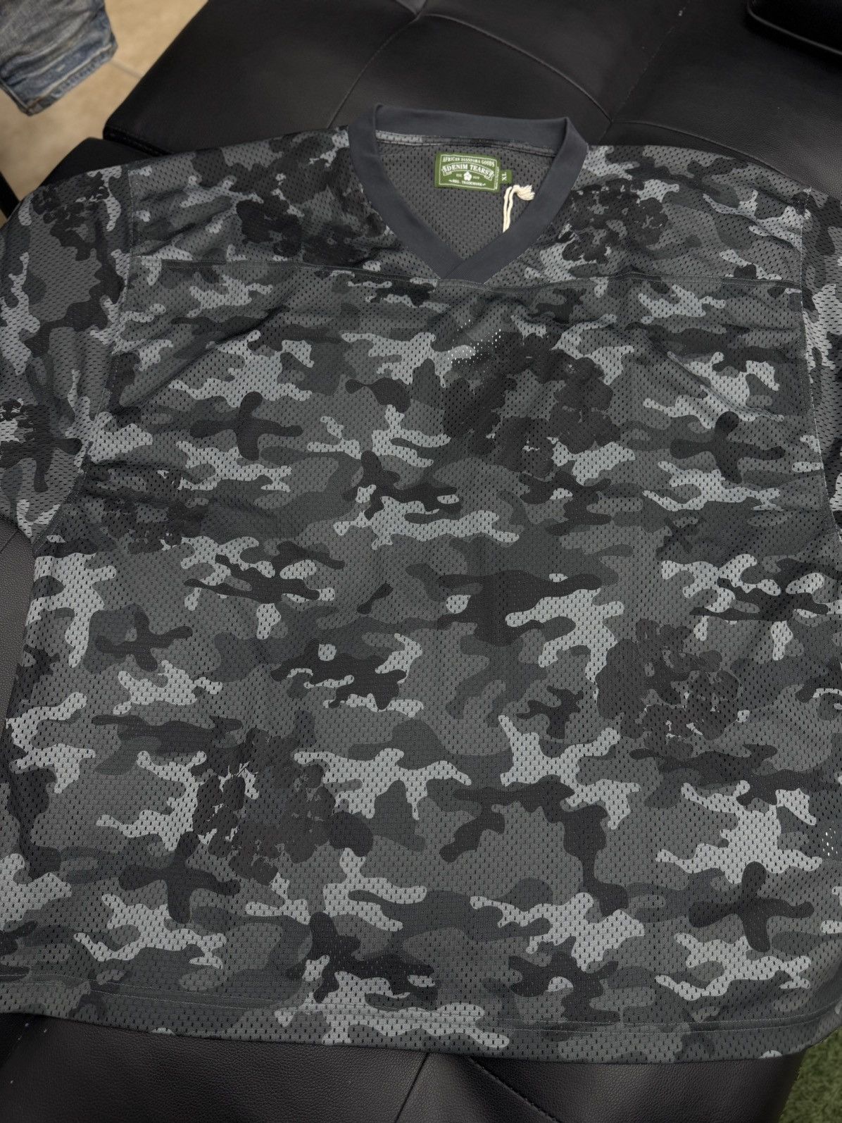 DENIM TEARS Denim Tears Black Camo Cotton Wreath Jersey Size XL (NEW) Size US XL / EU 56 / 4 - 1 Thumbnail
