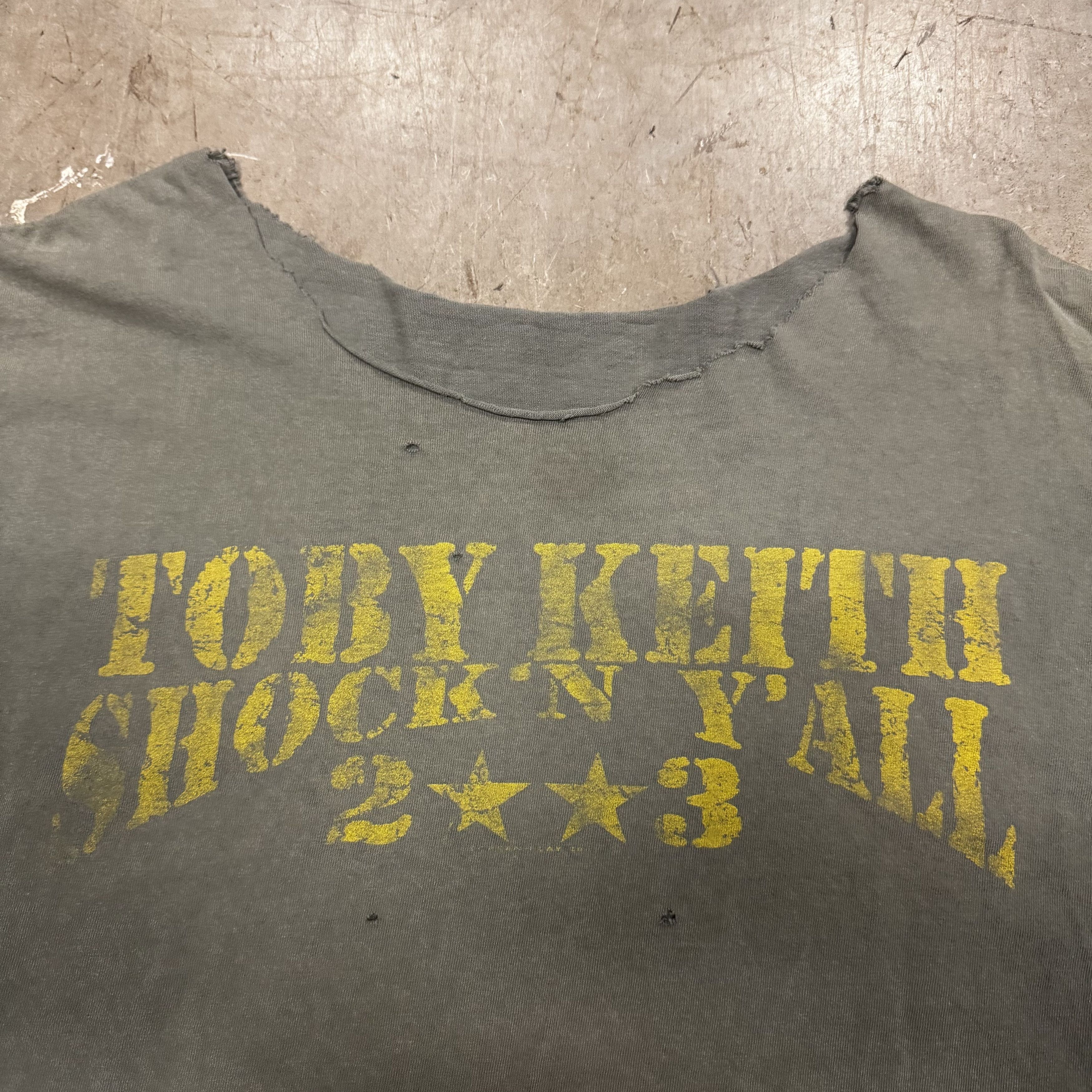 Band Tees × Vintage VTG Faded Toby Keith Shock 'N Y'all 2003 Scoop Neck T Shirt Size US XL / EU 56 / 4 - 2 Thumbnail