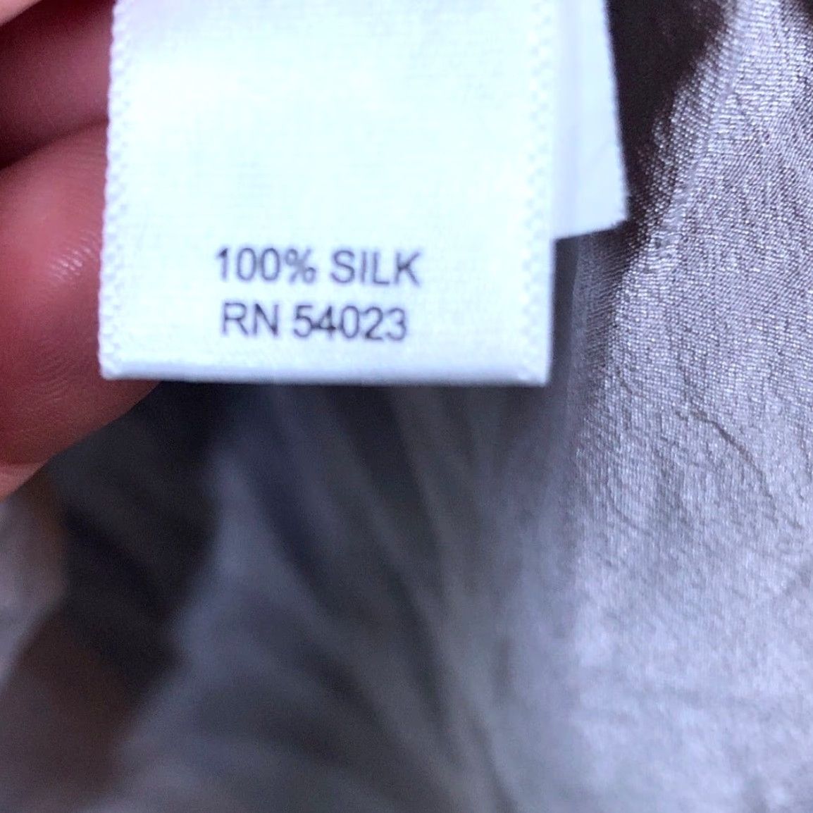 Banana Republic Banana Republic Womens Blouse Purple Button Down Sleeveless Tank 100% Silk 4 Size S / US 4 / IT 40 - 7 Thumbnail