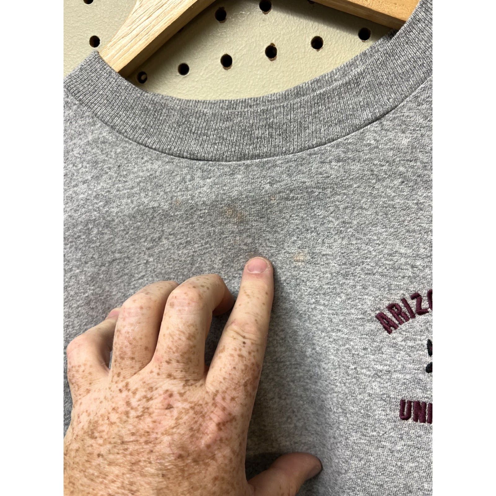 Vintage VINTAGE Cotton Exchange Arizona State Large T-shirt Gray Crew Neck Short Sleeve Embroidered Men Regular Stains 90s School Size US L / EU 52-54 / 3 - 4 Thumbnail