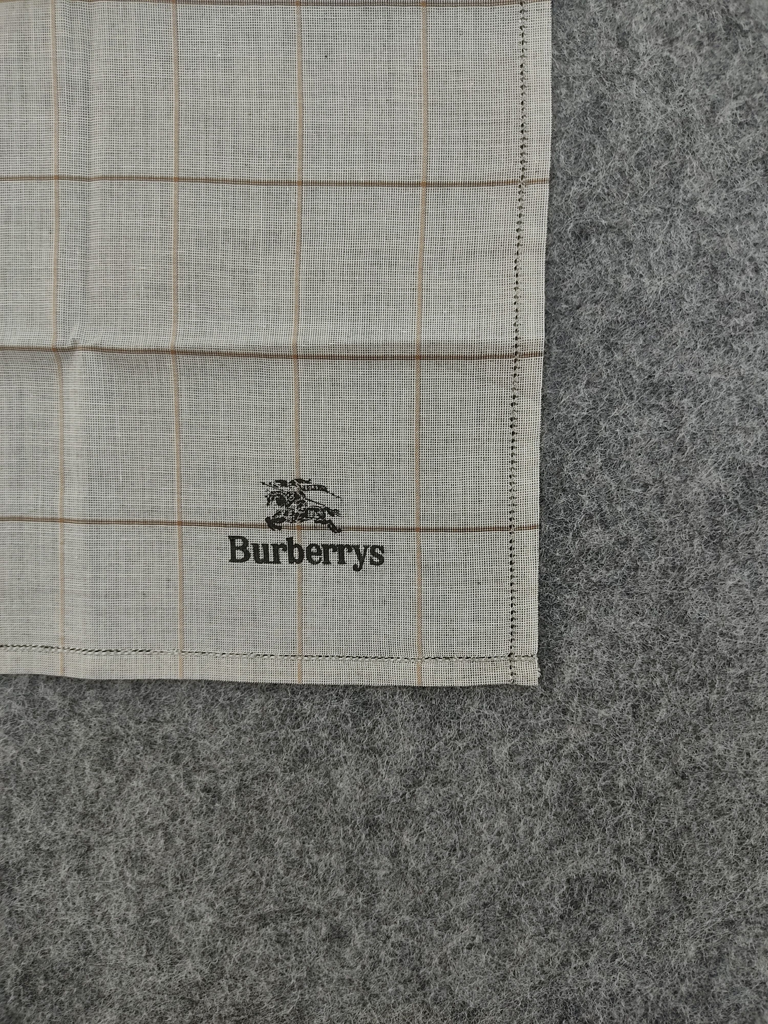 Burberry Vintage Burberry Handkerchief Neckerchief Bandana H203D Size ONE SIZE - 3 Thumbnail