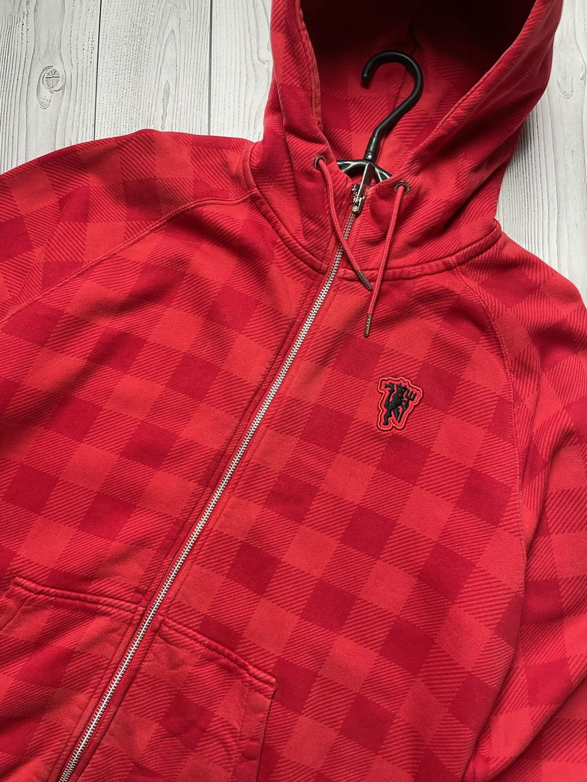 Nike × Vintage Vintage Nike Manchester United Plaid red Zip hoodie size L Size US L / EU 52-54 / 3 - 2 Thumbnail