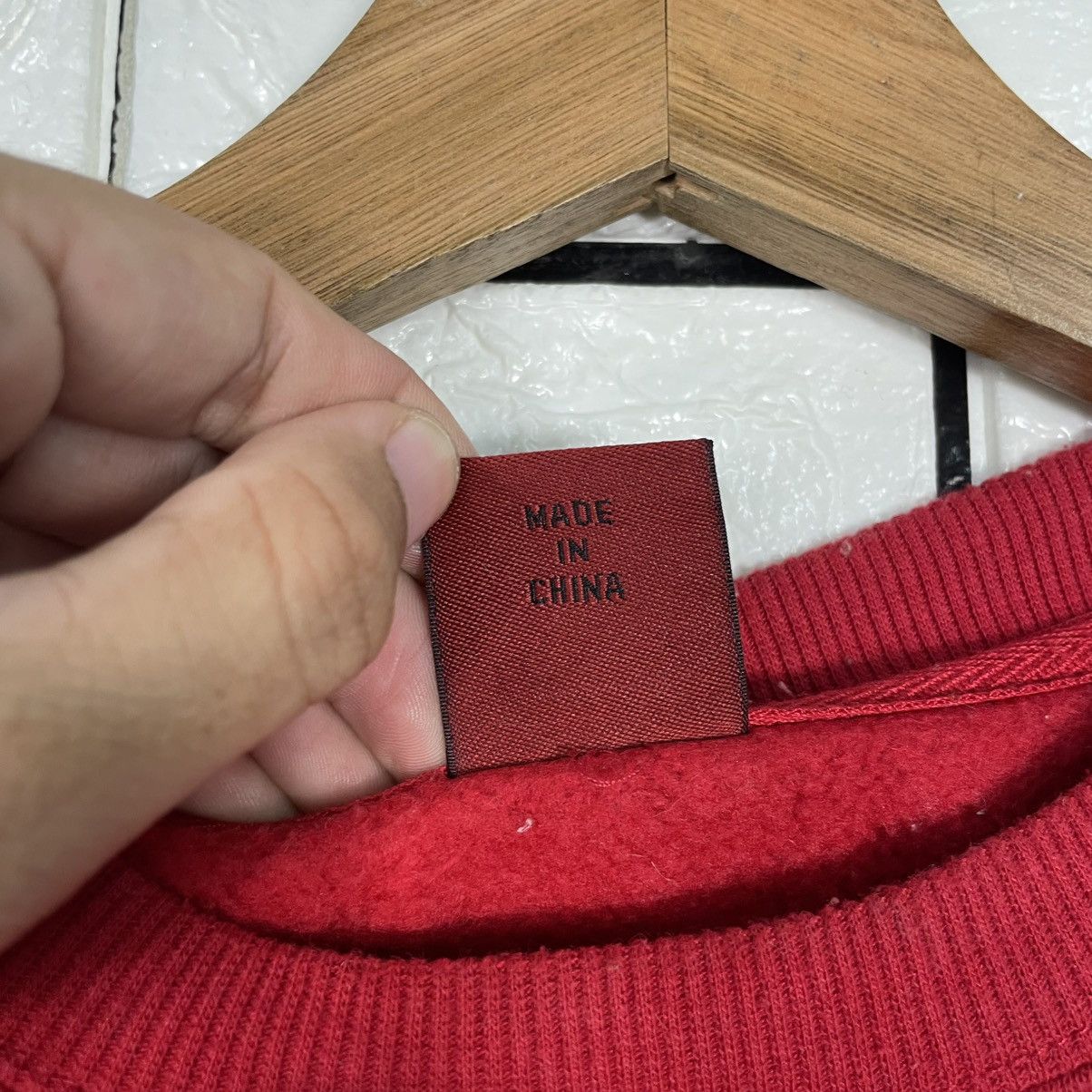 Japanese Brand Seculity Big Print Red Sweatshirt Size US M / EU 48-50 / 2 - 13 Thumbnail