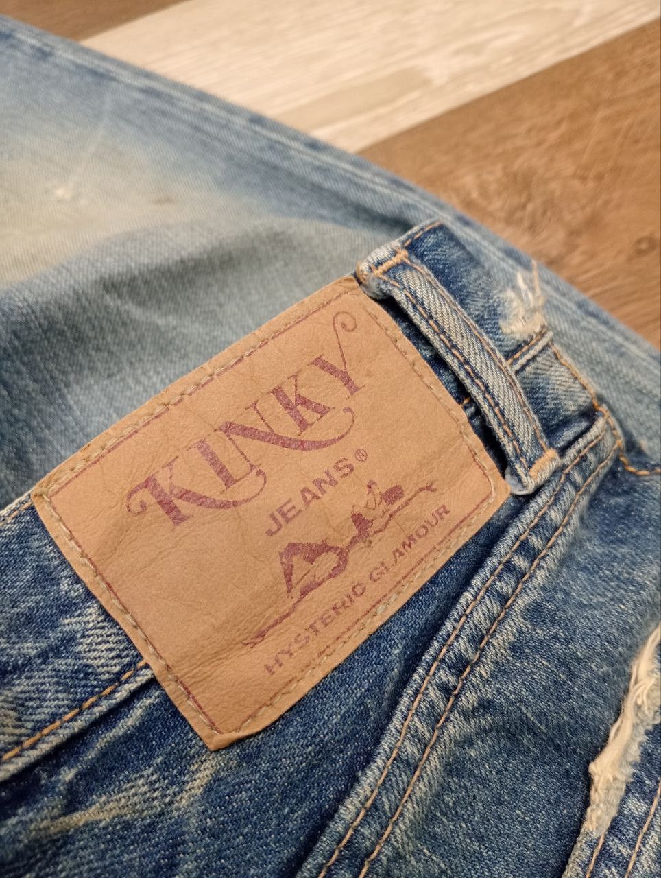 Hysteric Glamour HYSTERIC GLAMOUR KINKY BLUE DISTRESSED SELVEDGE DENIM JEANS Size US 30 / EU 46 - 12 Thumbnail