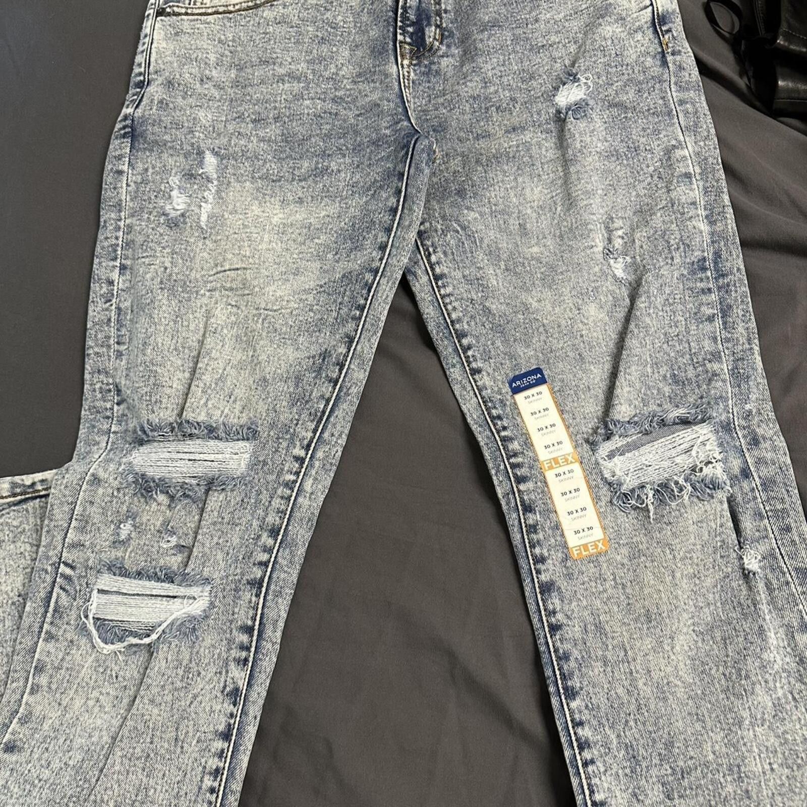 Arizona Jean Co. Light-washed denim jeans Size US 30 / EU 46 - 5 Thumbnail