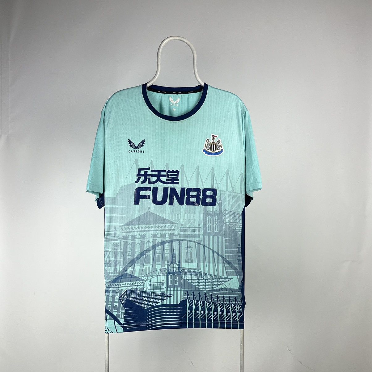 Castore Castore Newcastle United Pre Match T-shirt 2022 2023 Adults Size US XXL / EU 58 / 5 - 1 Thumbnail