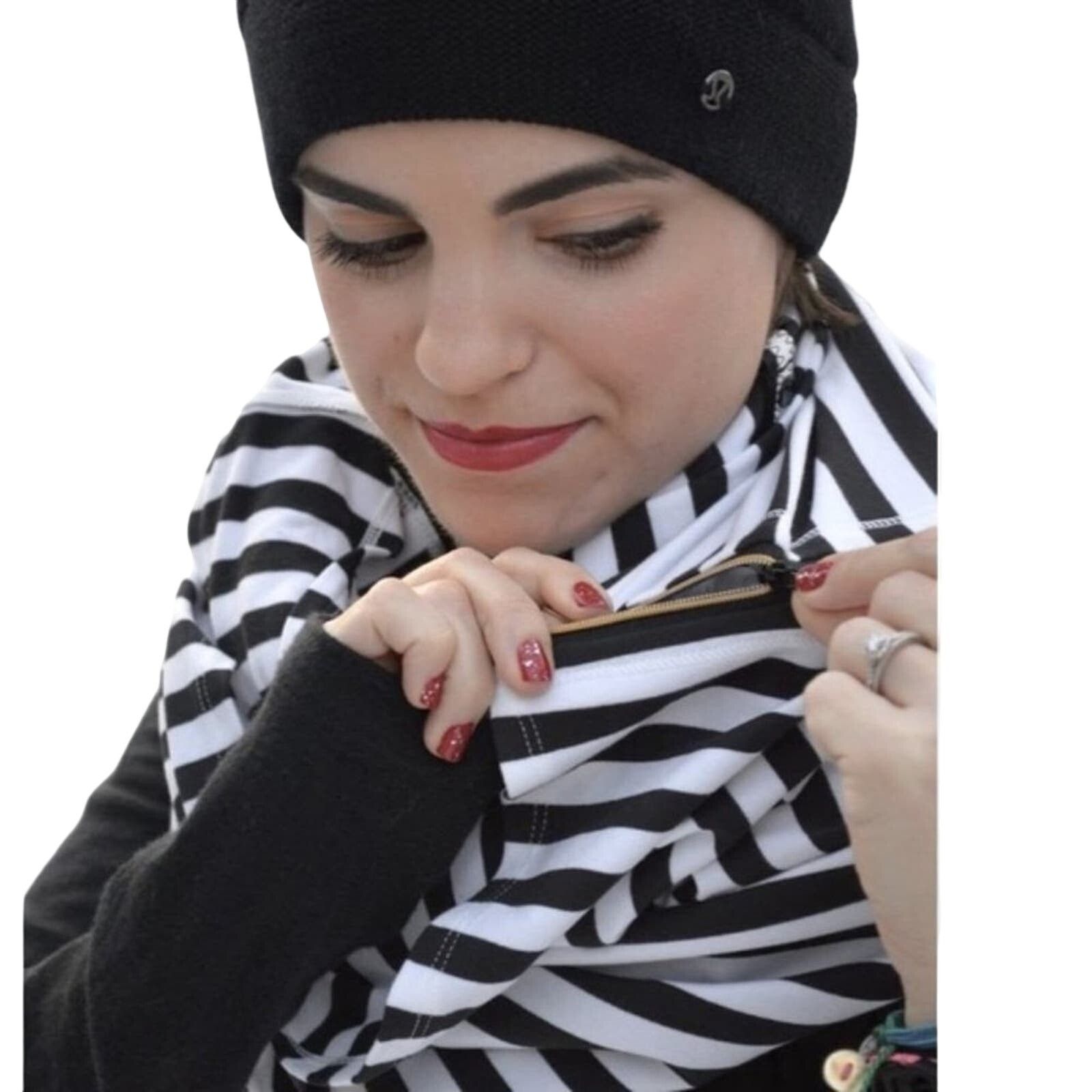 Lululemon LULULEMON Vinyasa Scarf *Zips Apex Stripe Black White Size ONE SIZE - 1 Thumbnail
