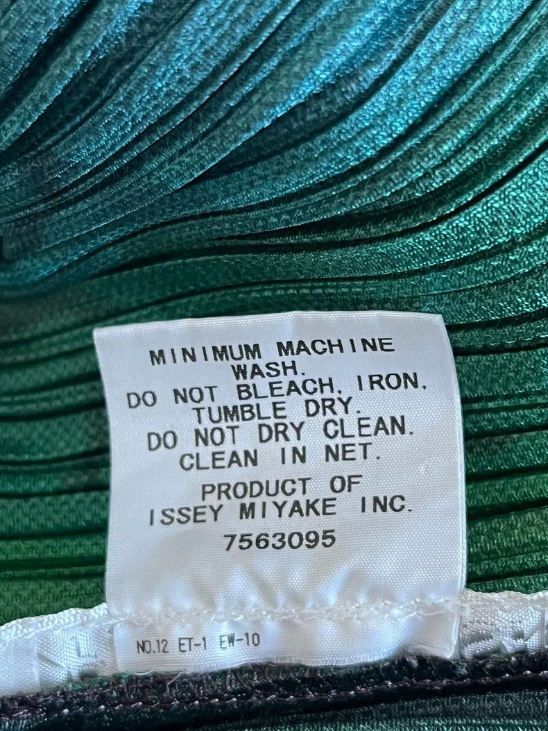 Issey Miyake Issey Miyake Pink and green color-blocked pleated long-sle Size XL / US 12-14 / IT 48-50 - 4 Thumbnail