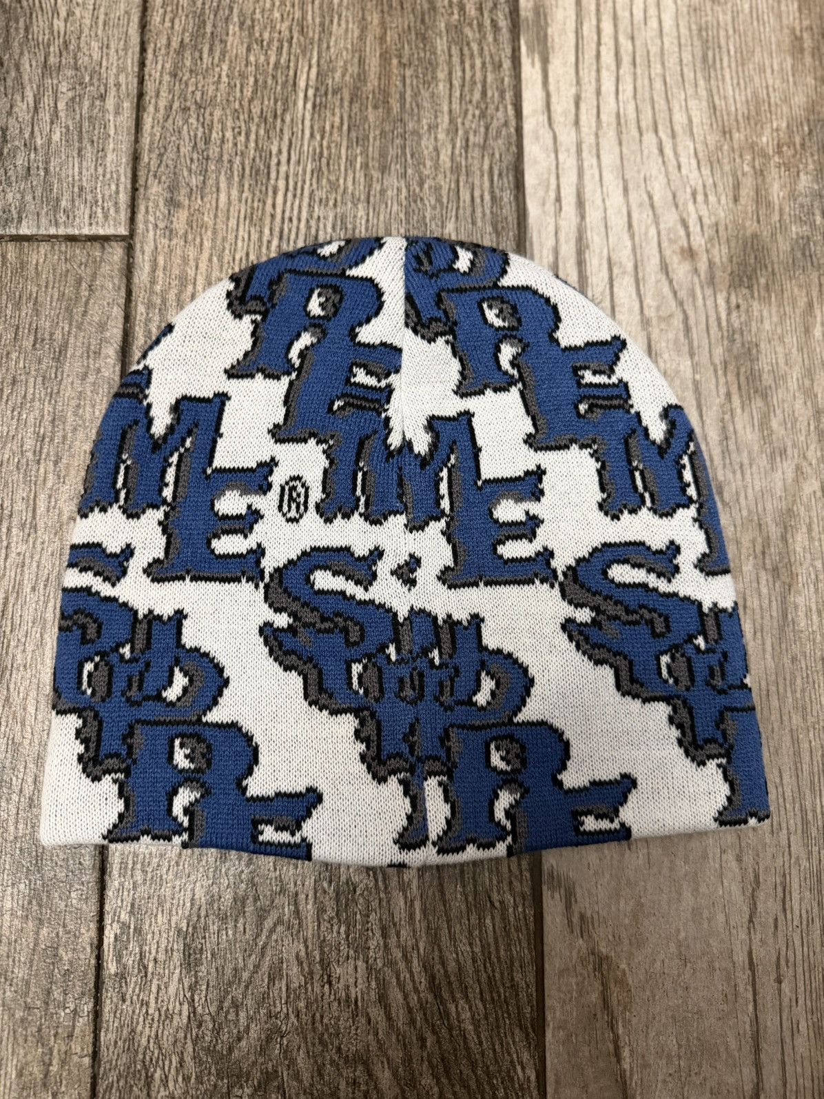 Supreme Supreme Slanted Gothic Outline Beanie Size ONE SIZE - 2 Thumbnail