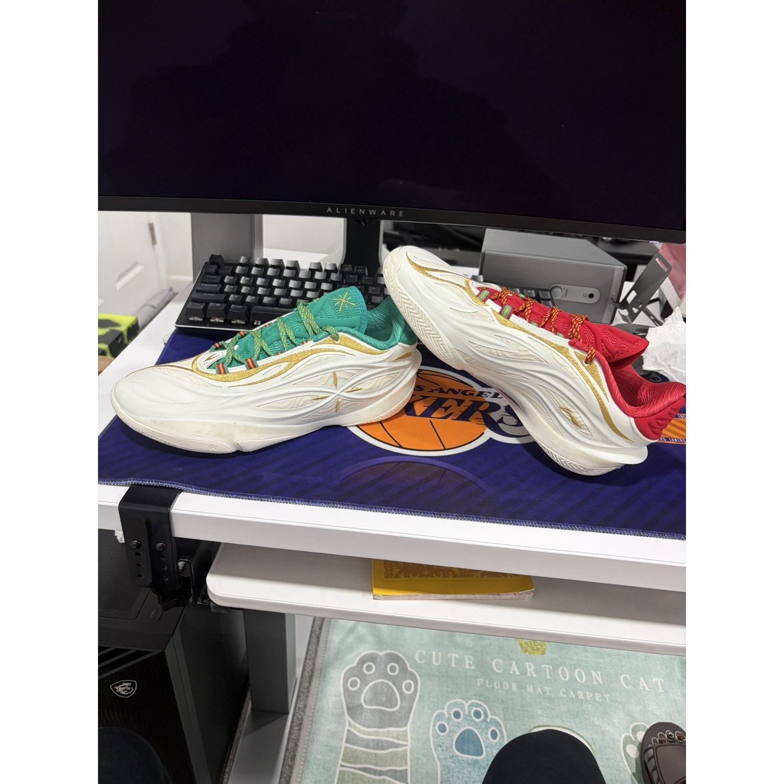 Li-Ning Size 8 Li-Ning Way of Wade 808 5 ULTRA V2 Basketball Shoes Size US 8 / EU 41 - 2 Thumbnail