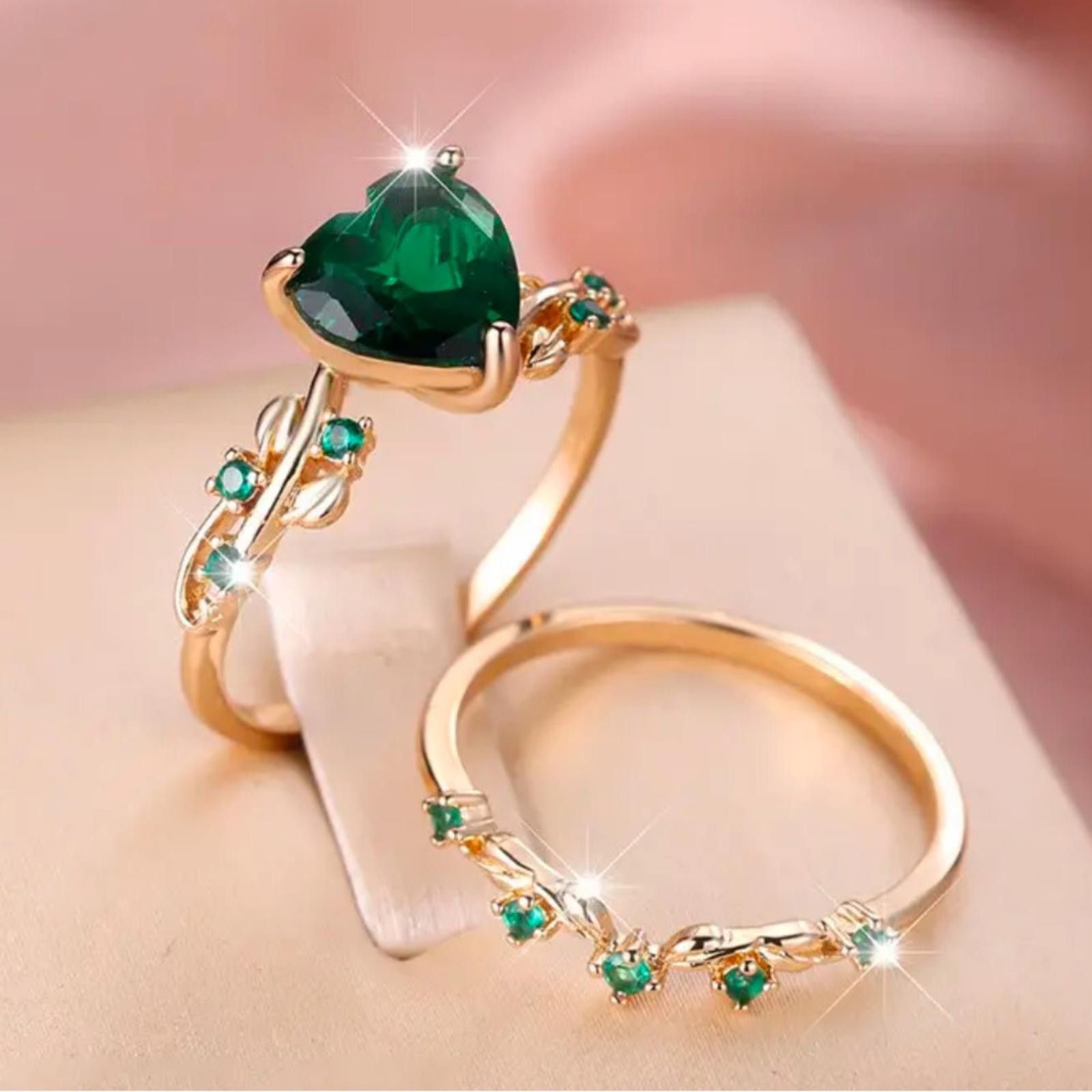 Designer Emerald Green Flower Engagement Ring Set SZ 6 Size ONE SIZE - 2 Thumbnail