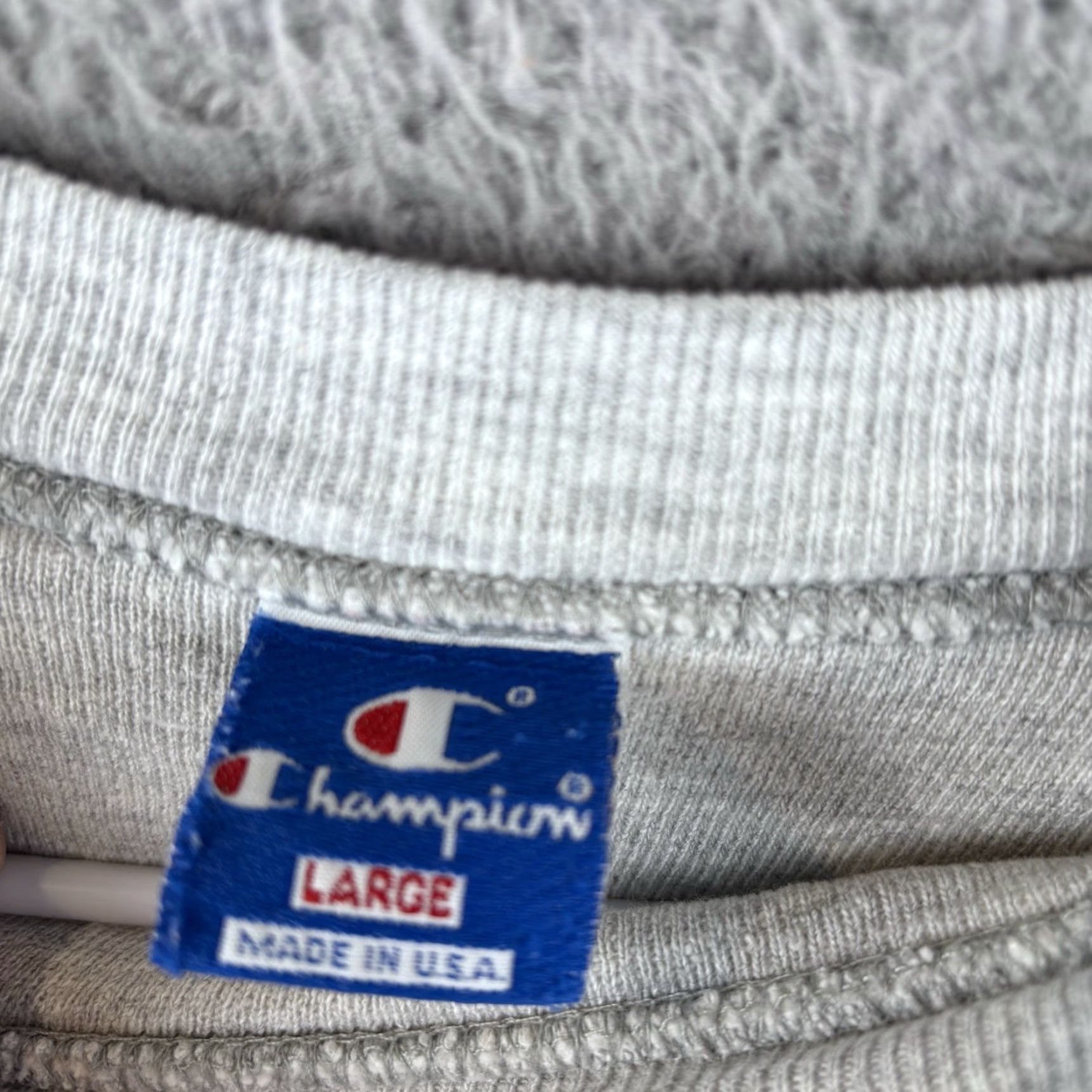 Champion VINTAGE Champion Sweatshirt Men L Gray Heavyweight 80s College University Reverse Weave 80s Size US L / EU 52-54 / 3 - 2 Thumbnail
