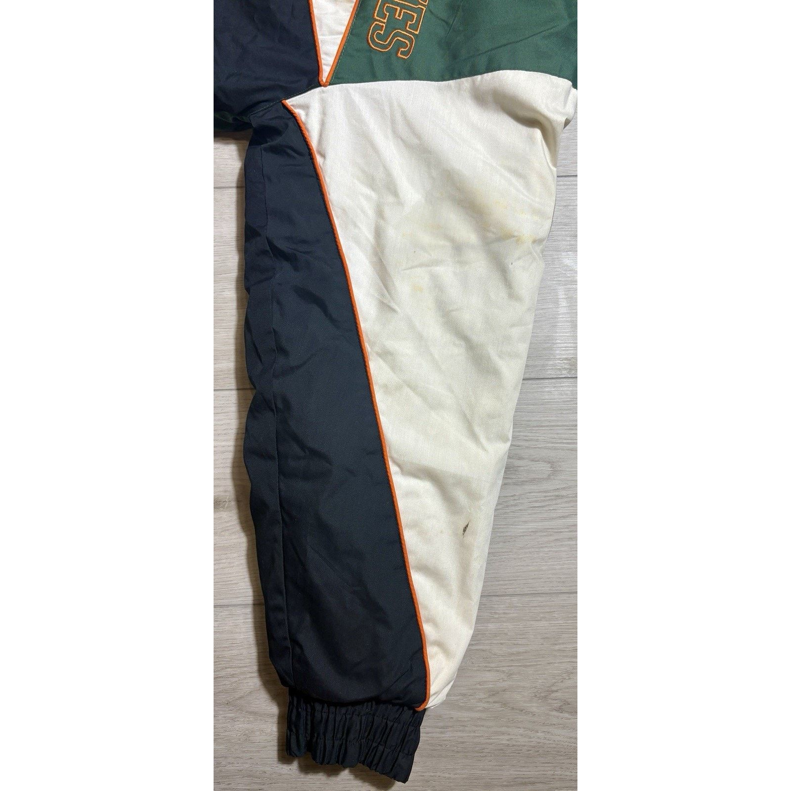 NFL Daniel Young X Looney Tunes Miami Hurricanes Puffer L Size US L / EU 52-54 / 3 - 14 Thumbnail