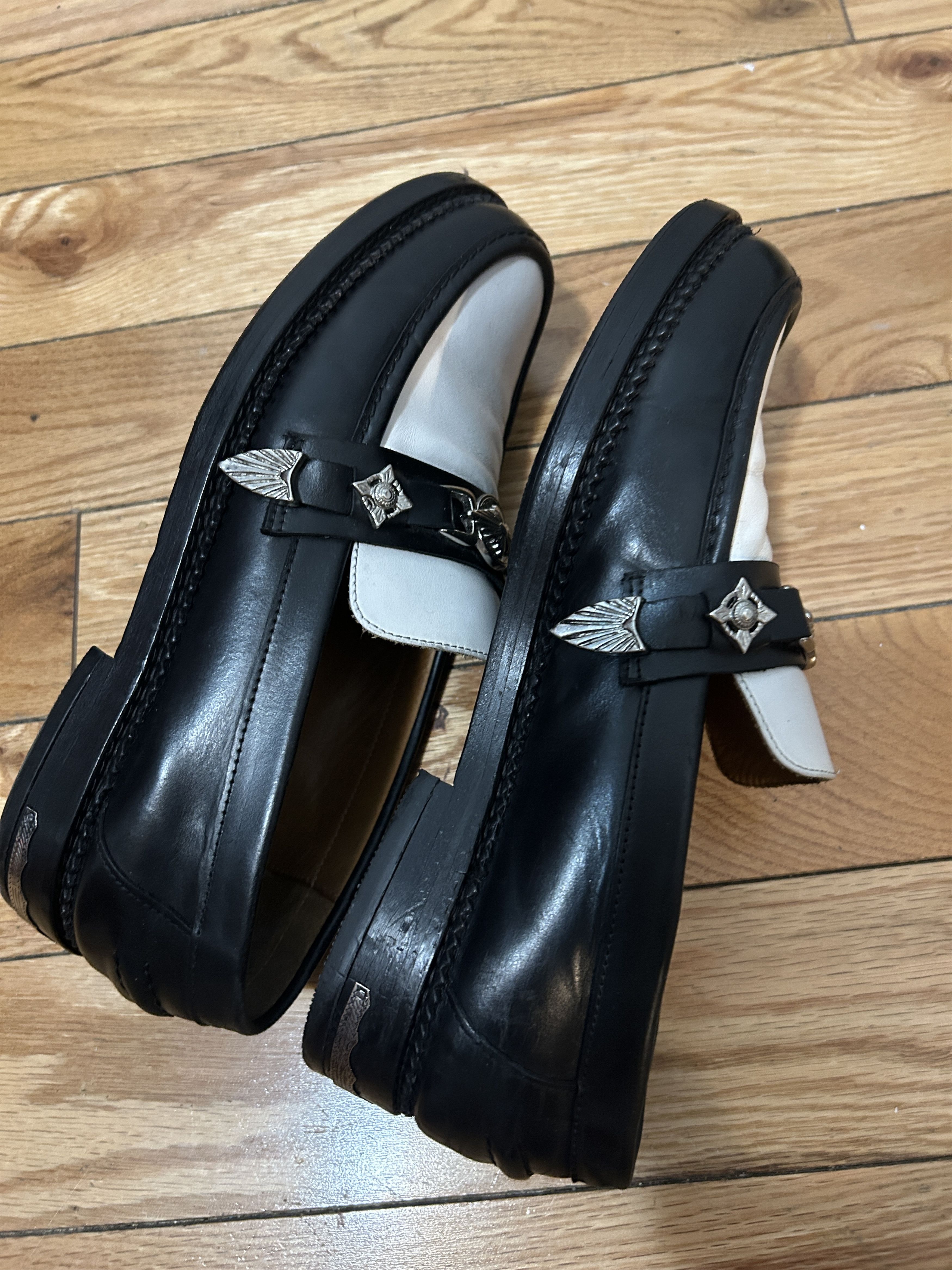 TOGA VIRILIS Toga Virilis SSENSE Black White Metal Loafers Men’s Size 41 Size US 7.5 / EU 40-41 - 13 Thumbnail