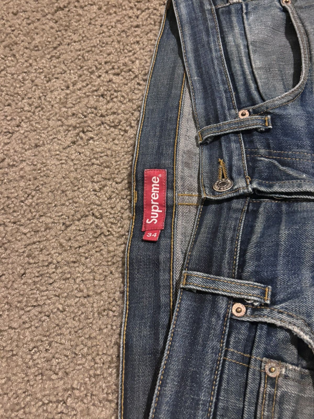 Supreme 2018 Painted Supreme Selvedge Denim 14oz Size US 34 / EU 50 - 8 Thumbnail