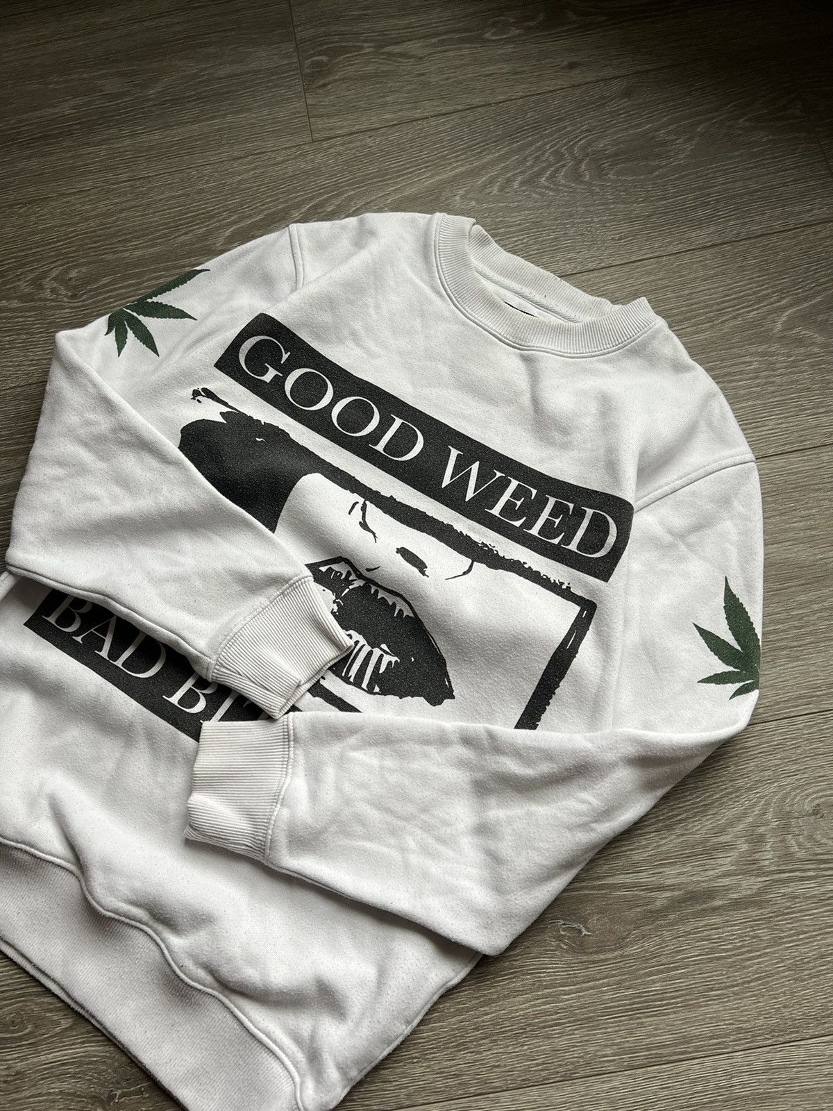 Vintage Vintage 💥💥 Good Weed Bad Girl Sweatshirt Band Size US M / EU 48-50 / 2 - 6 Thumbnail