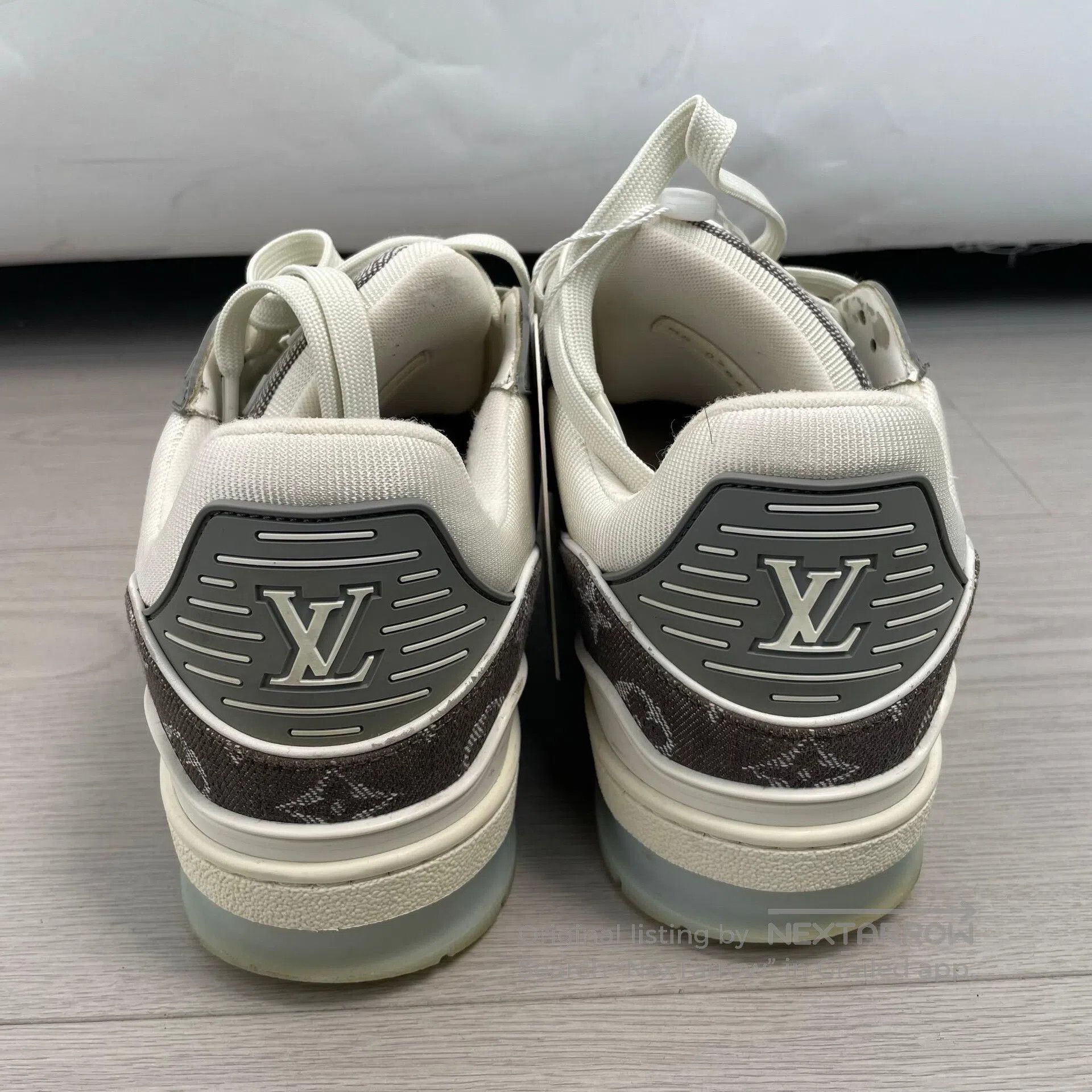 Louis Vuitton Louis Vuitton Gray-white denim full print low-top sneakers Size US 6.5 / EU 39-40 - 7 Thumbnail