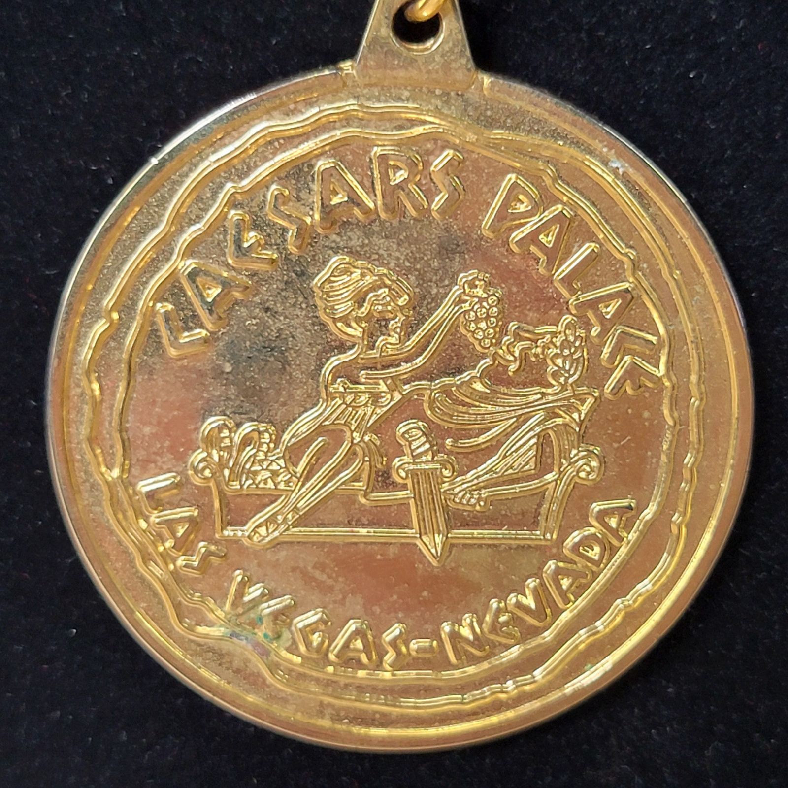Other VINTAGE Caesar's Palace 2-Sided Medallion Necklace 24" Size ONE SIZE - 3 Thumbnail