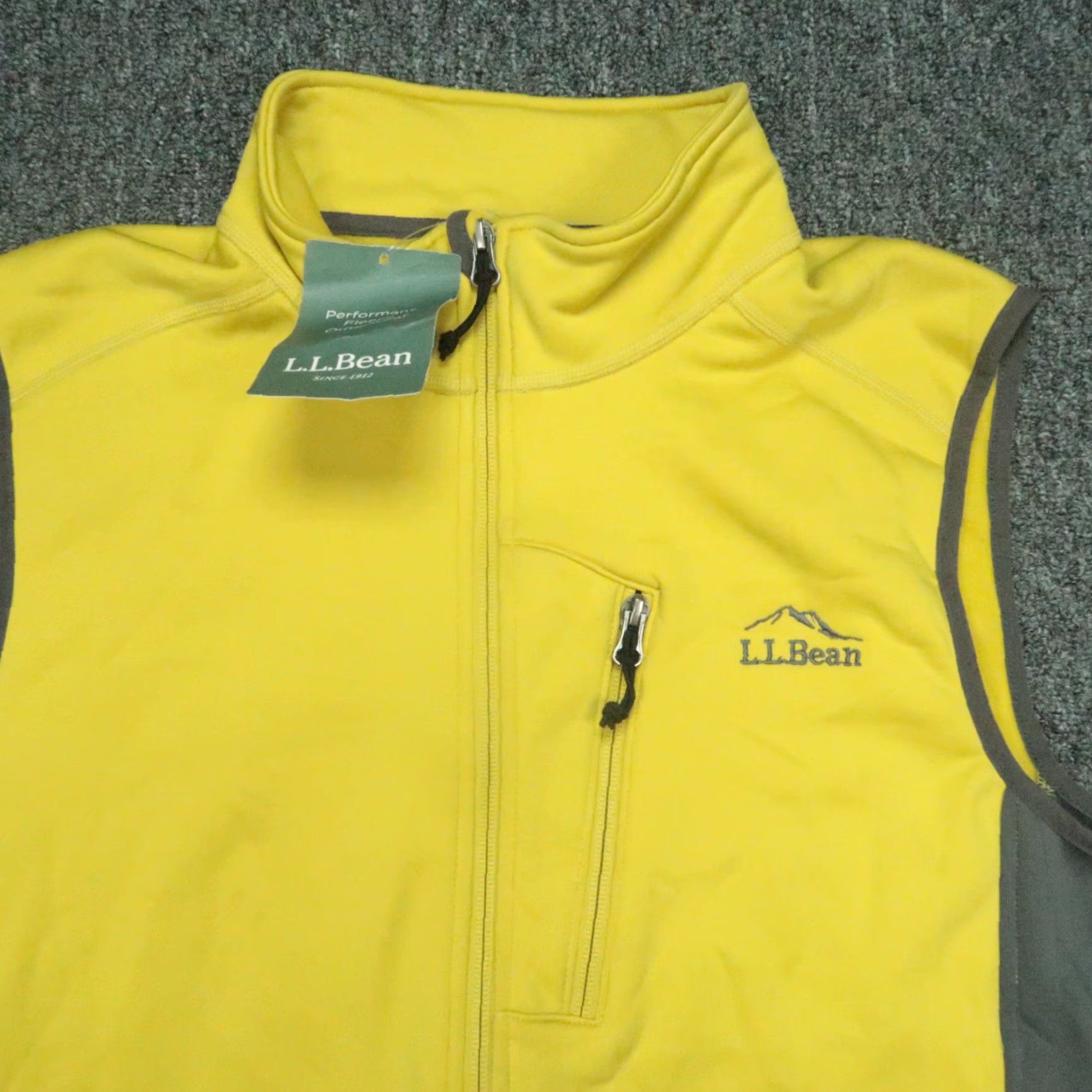 Vintage LL Bean Vest Men Large Tall Yellow Performance Fleece Full Zip Pockets NWT Size US L / EU 52-54 / 3 - 2 Thumbnail