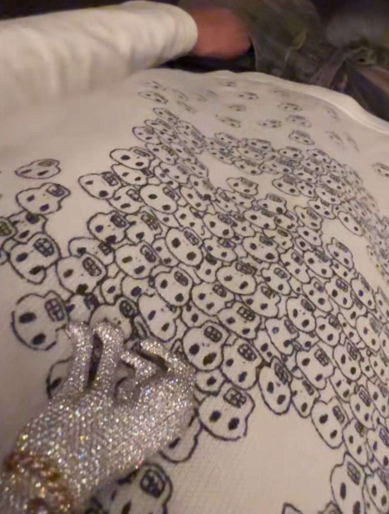 Other DONT BUY need help finding skull longsleeve will pay $600 Size US L / EU 52-54 / 3 - 5 Thumbnail
