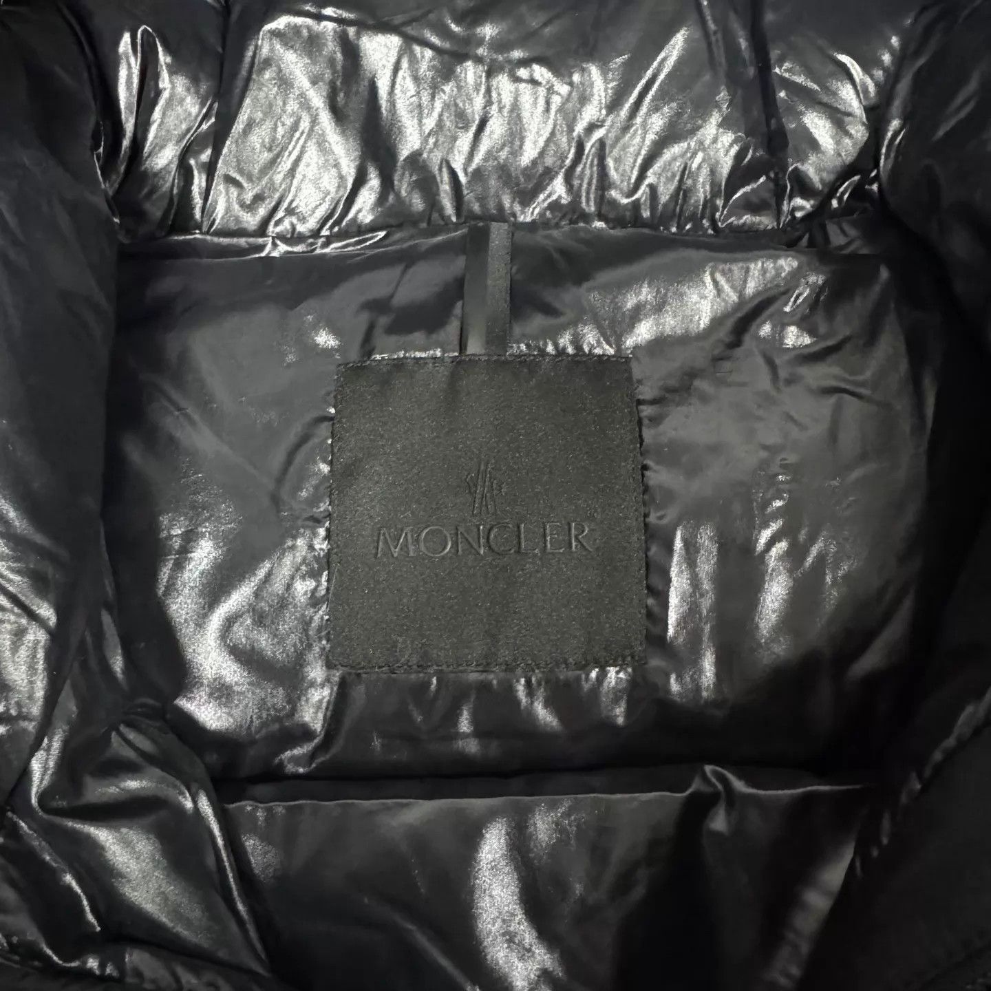 Moncler Moncler FW22 Black Samurai Madeira Short Hooded Puffer 1 99N Size US S / EU 44-46 / 1 - 6 Thumbnail