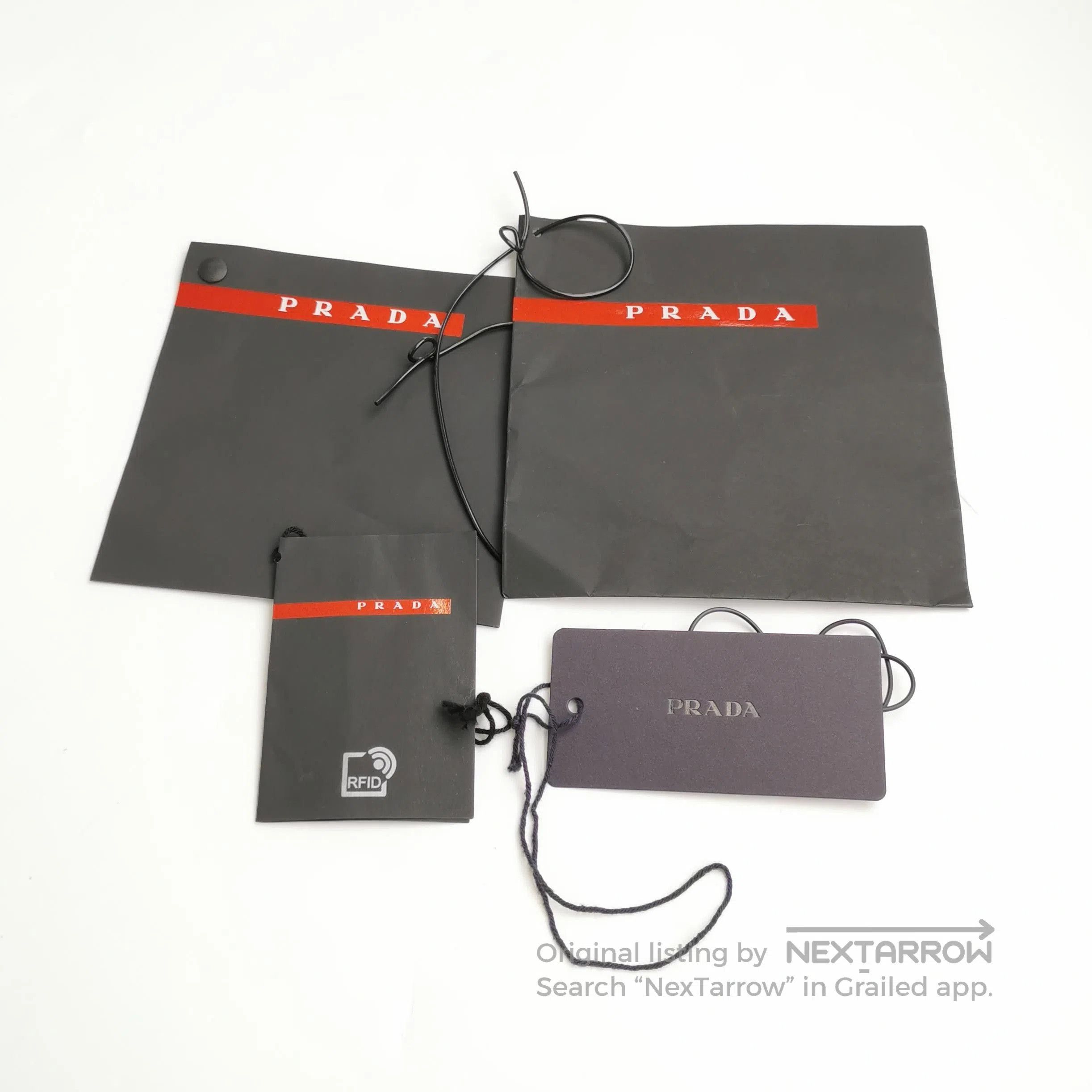 Prada Prada Logo Collar Short. Size US M / EU 48-50 / 2 - 1 Thumbnail
