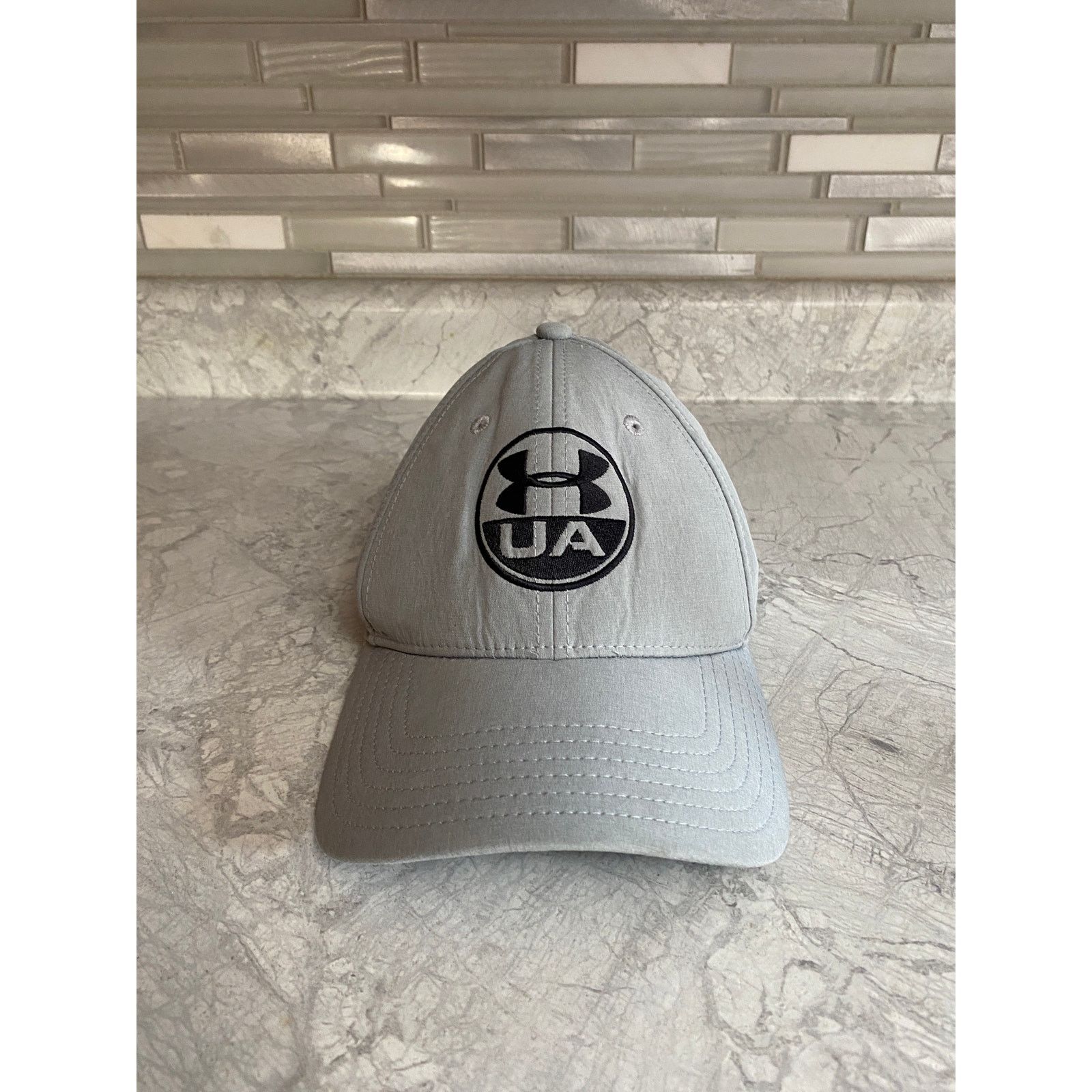 Under Armour Gray and Black Under Armour Stretch-Fit Hat Size M/L Size ONE SIZE - 2 Thumbnail