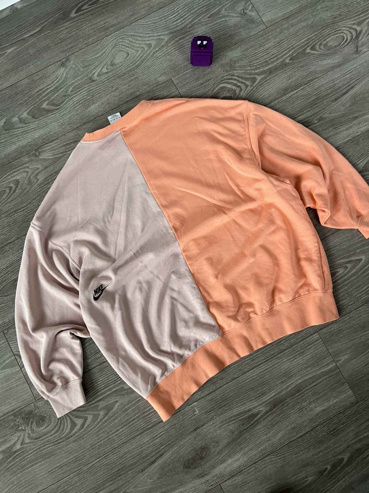 Nike Nike Big Logo Oversize Streetwear Crew Neck Sweatshirt Size US S / EU 44-46 / 1 - 16 Thumbnail