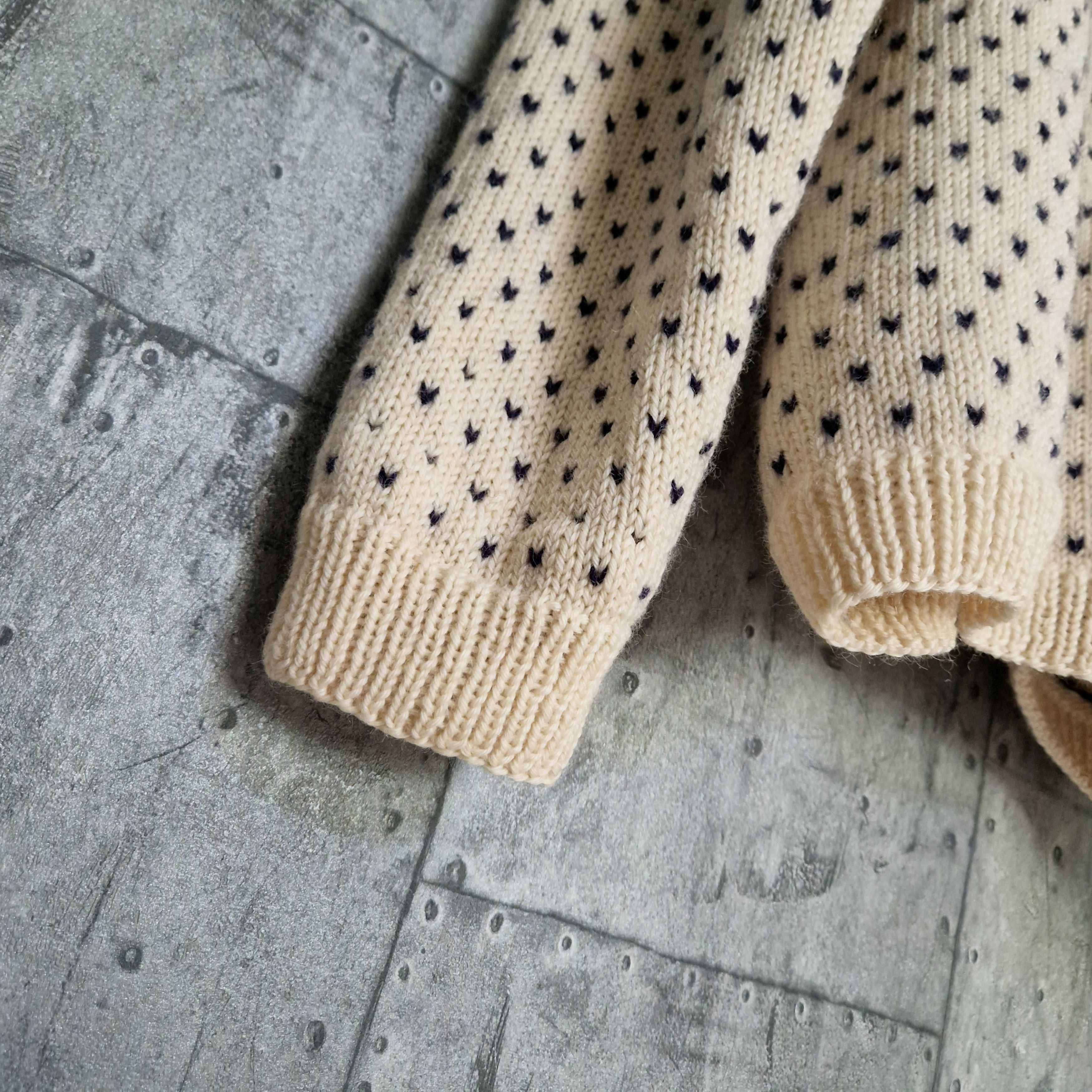 Other Vintage Handknitted Norwegian Cardigan Size US XL / EU 56 / 4 - 6 Thumbnail