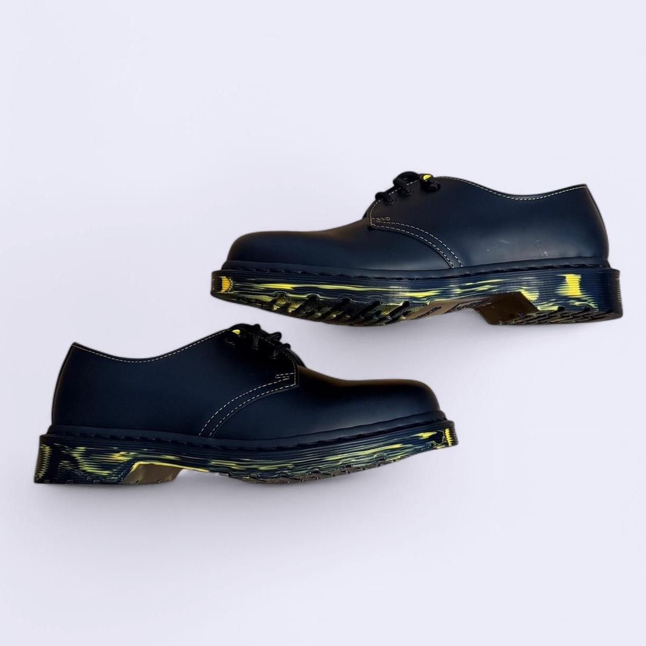 Other Doc Marten Marble Sole Low Size US 8 / EU 41 - 2 Thumbnail