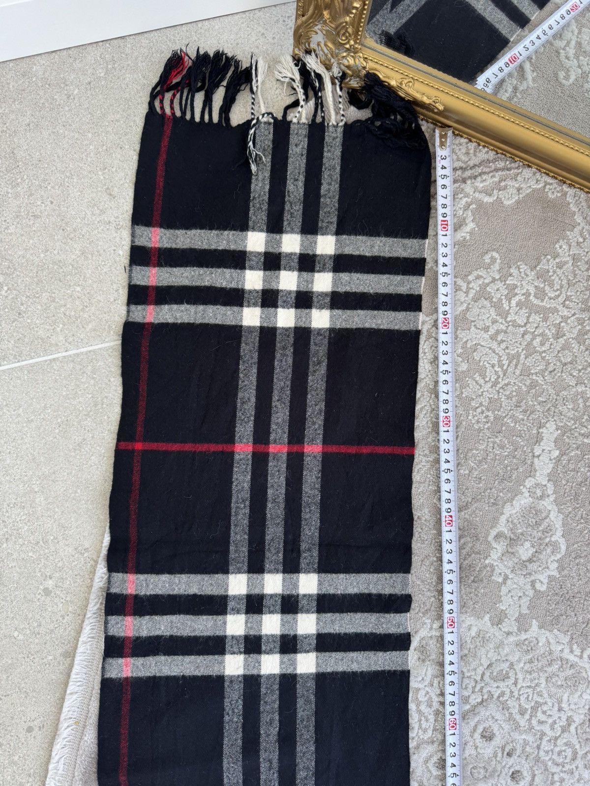 Burberry Burberry’s scarf vintage rare VTG wool England Size ONE SIZE - 9 Thumbnail