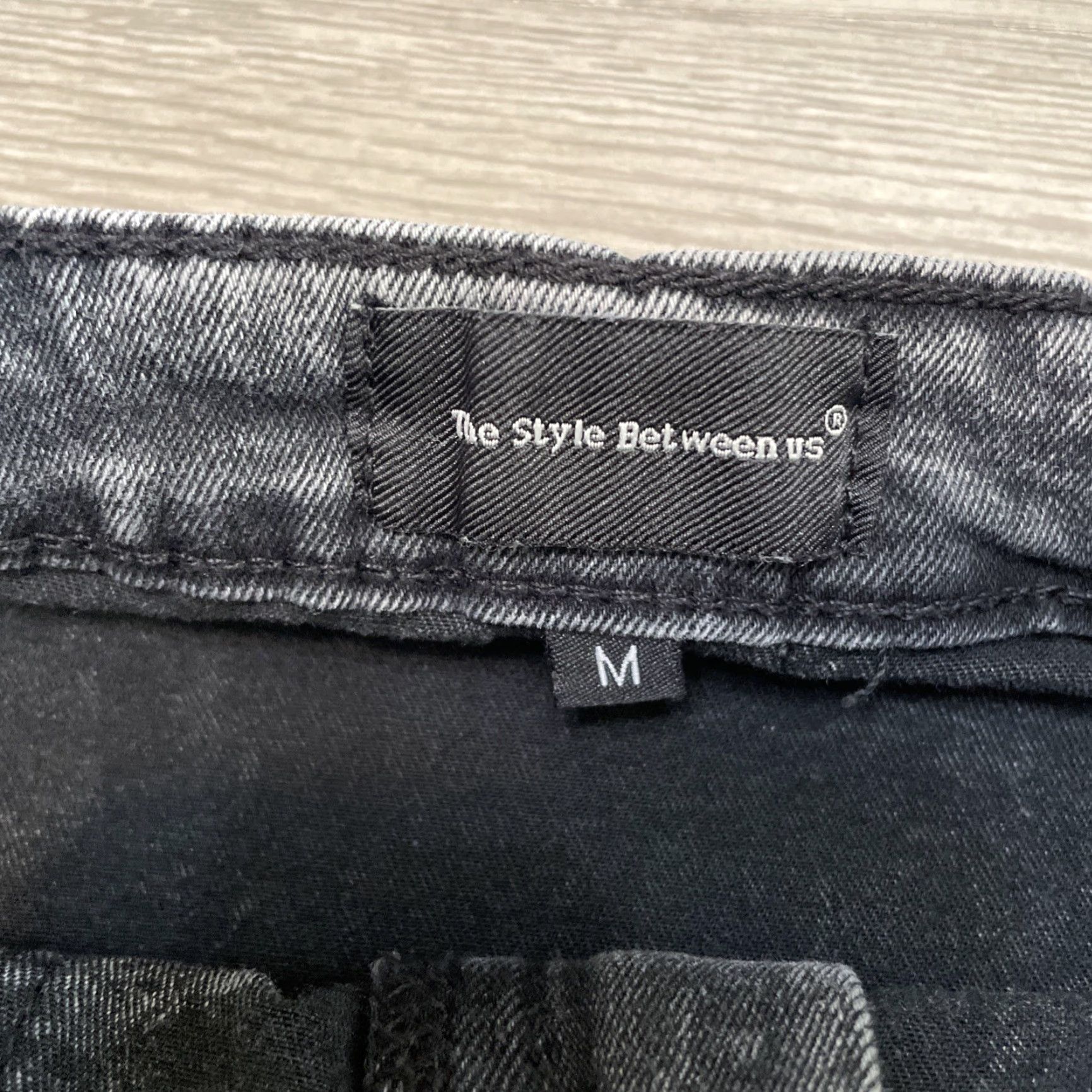 Denime VINTAGE The Style Between Us Denim Mini Skirt Black Size Medium Regular Women Size 32" / US 10 / IT 46 - 2 Thumbnail