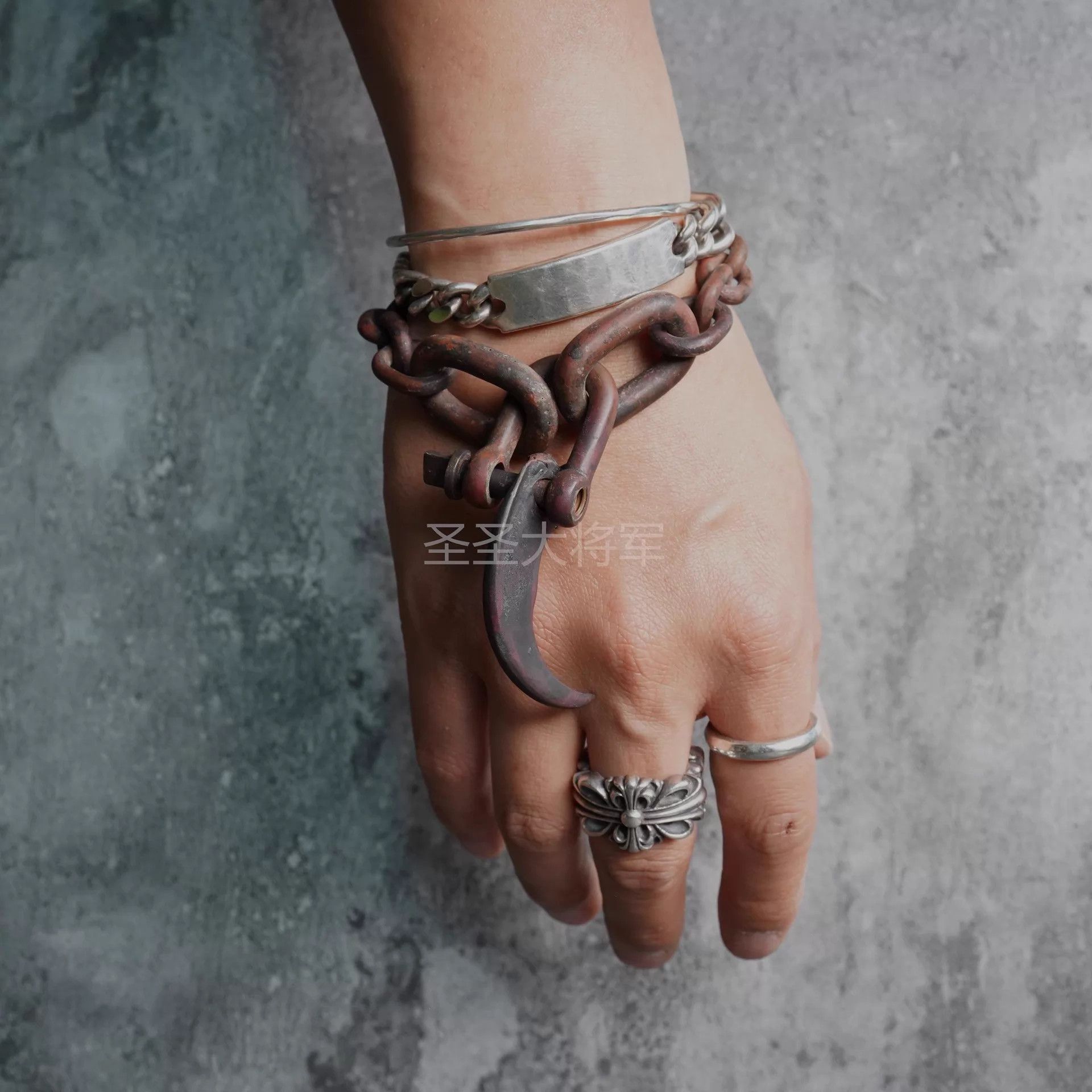 Parts Of Four Parts of Four Distressed Oxidized Brass Bear Claw Pendant Size ONE SIZE - 7 Thumbnail