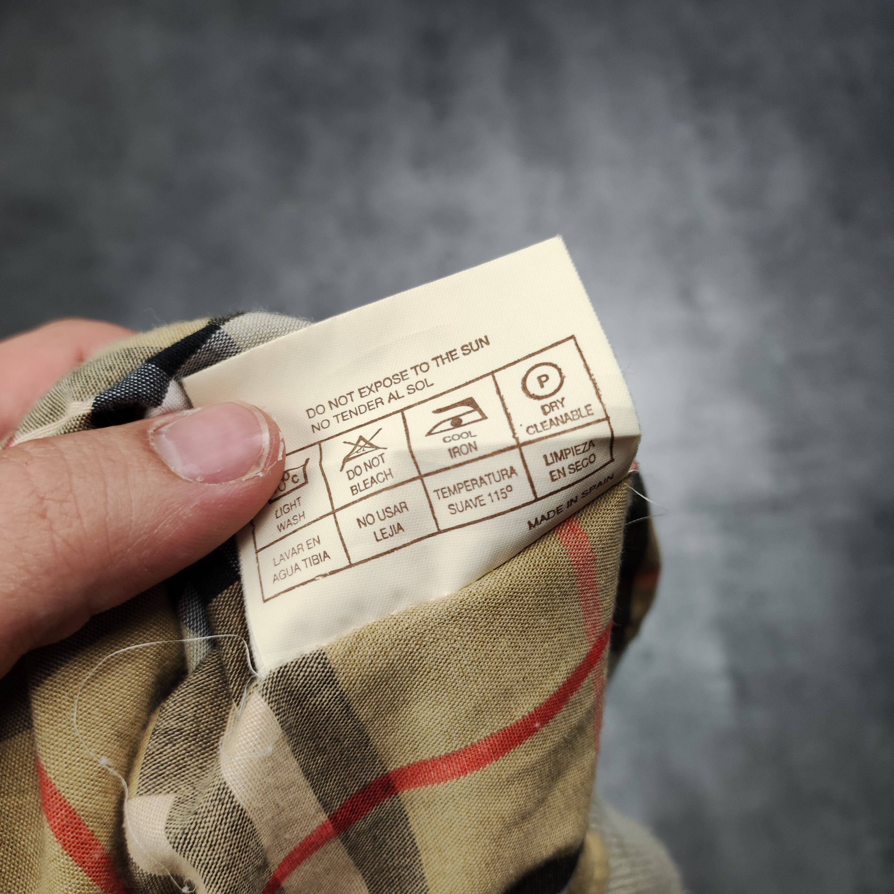 Burberry × Vintage RARE Vintage Beige Burberry London Checkered Light Jacket Size US M / EU 48-50 / 2 - 10 Thumbnail