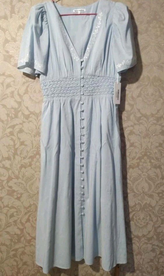 Reformation NWT Reformation Kamrynl Smocked Button Front Midi Dress Sz 6 Size M / US 6-8 / IT 42-44 - 1 Thumbnail