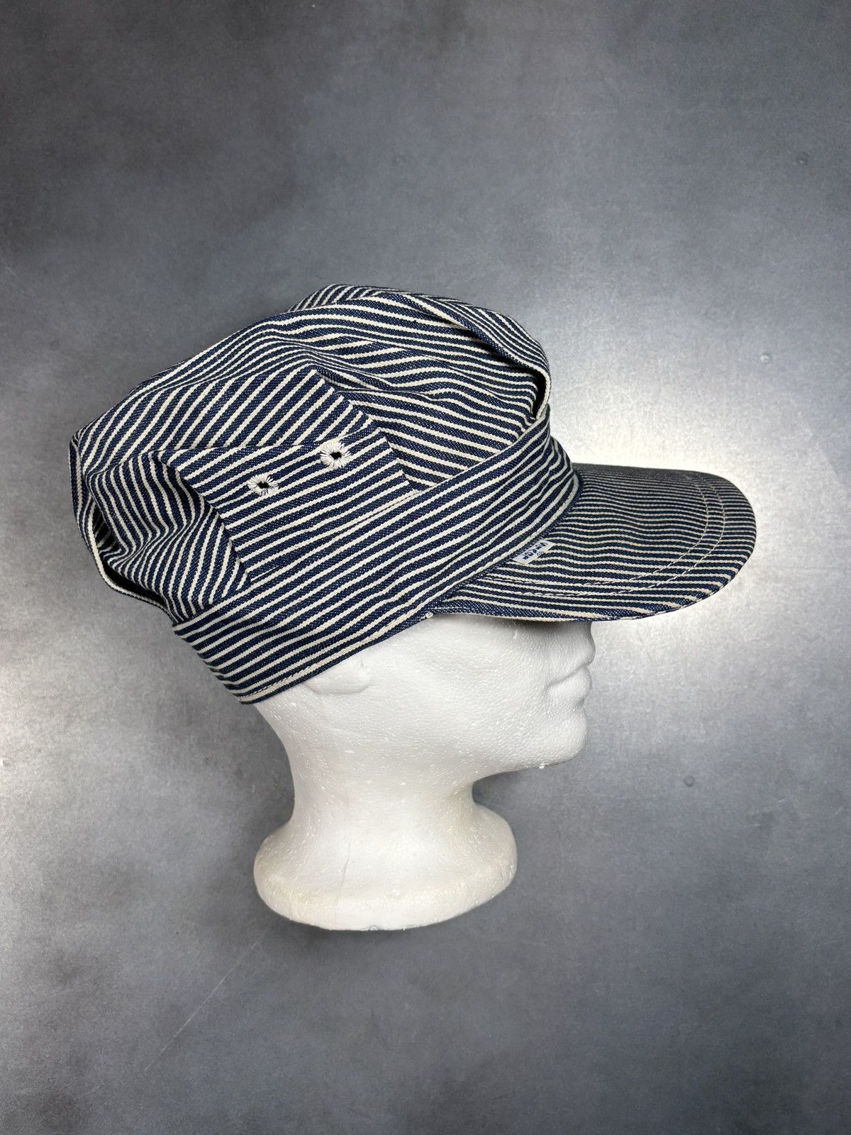 Levi's Vintage Levi's Railway Cap Hickory Stripe White Tab 60s 70s Size ONE SIZE - 9 Thumbnail