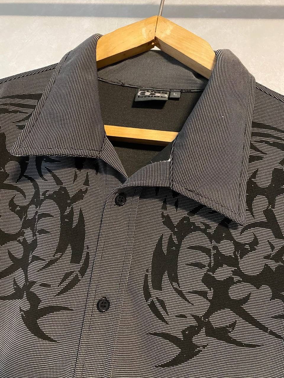 Japanese Brand Crazy Vintage Grunge Japanese Tribal Y2K Button Up Shirt Size US L / EU 52-54 / 3 - 3 Thumbnail