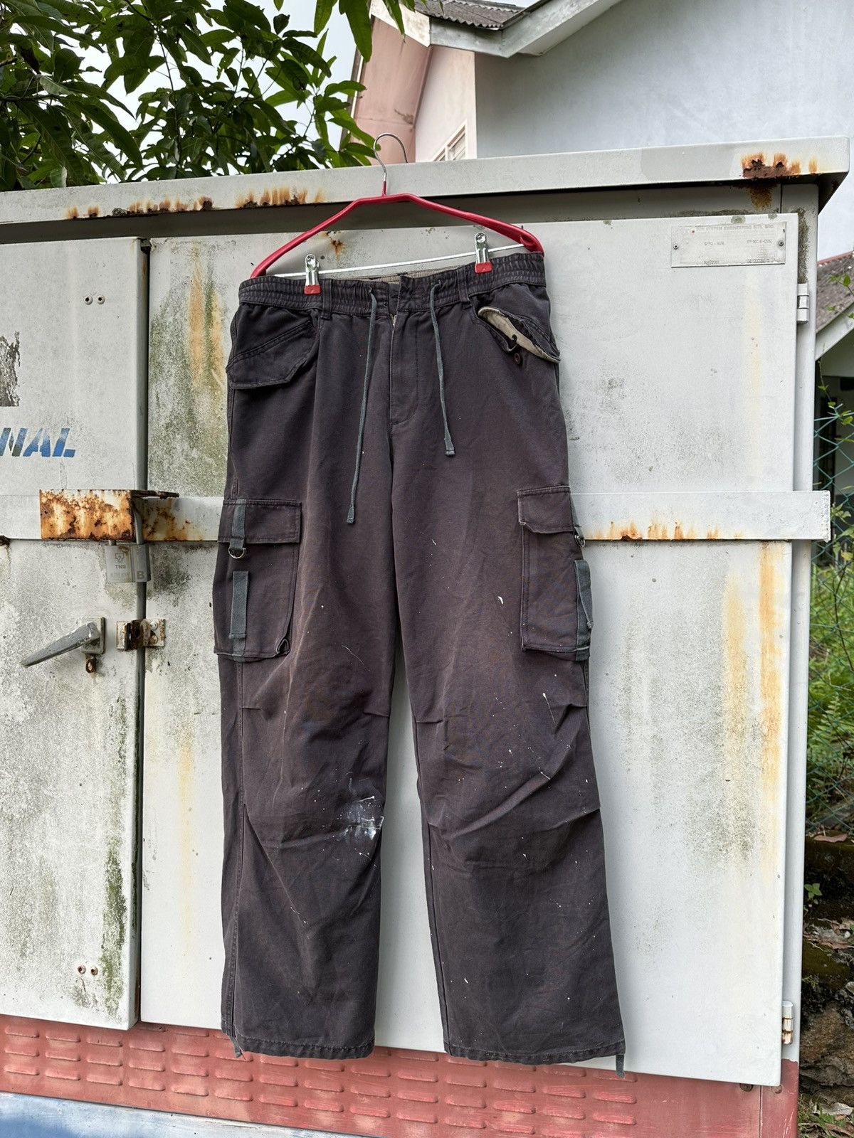 Vintage 👹THRASHED Faded Banana Nose Cargo Pants Size US 33 - 1 Thumbnail
