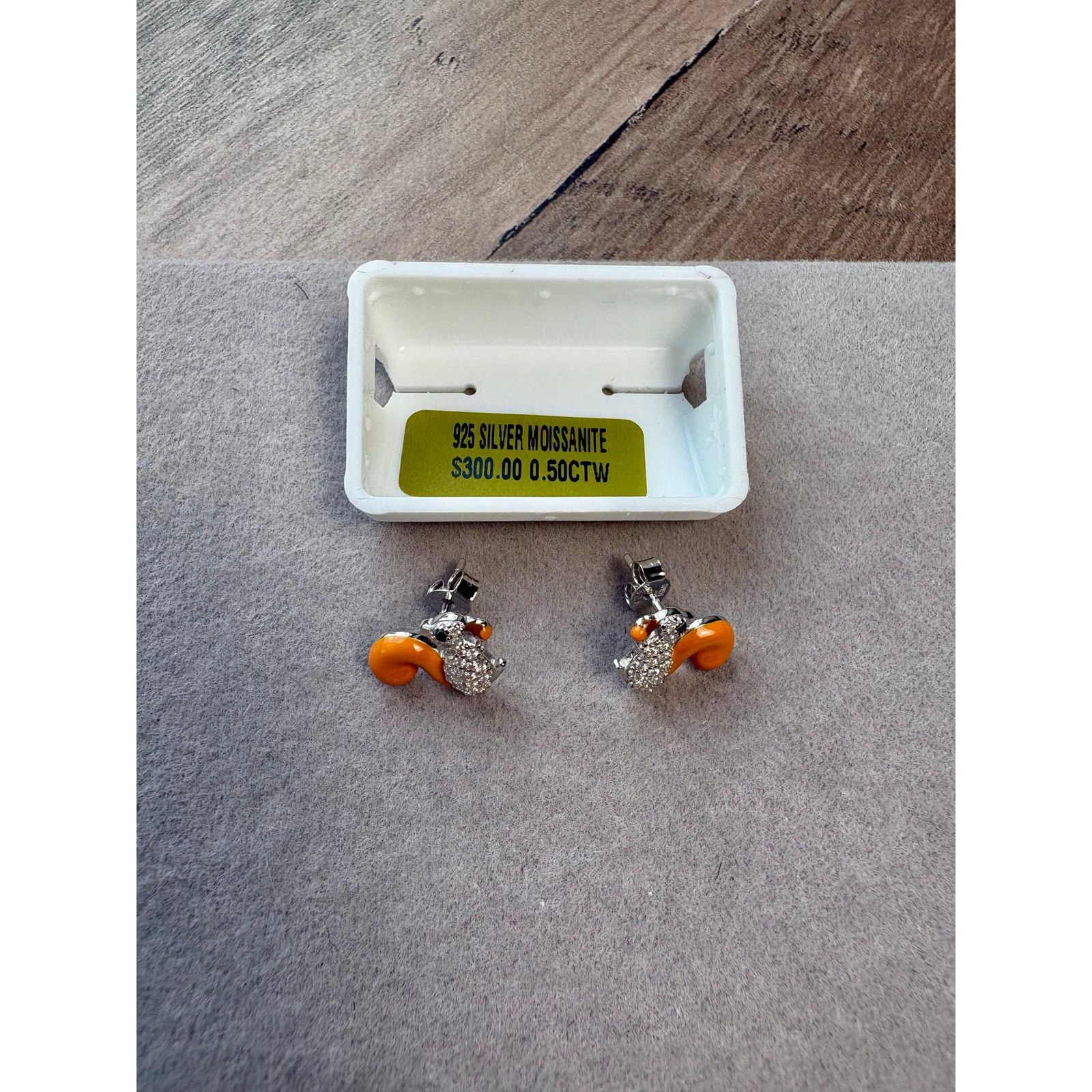 Jewelry NWT .5CTW Moissanite Squirrel Pushback Earrings - 925 Silver Size ONE SIZE - 3 Thumbnail