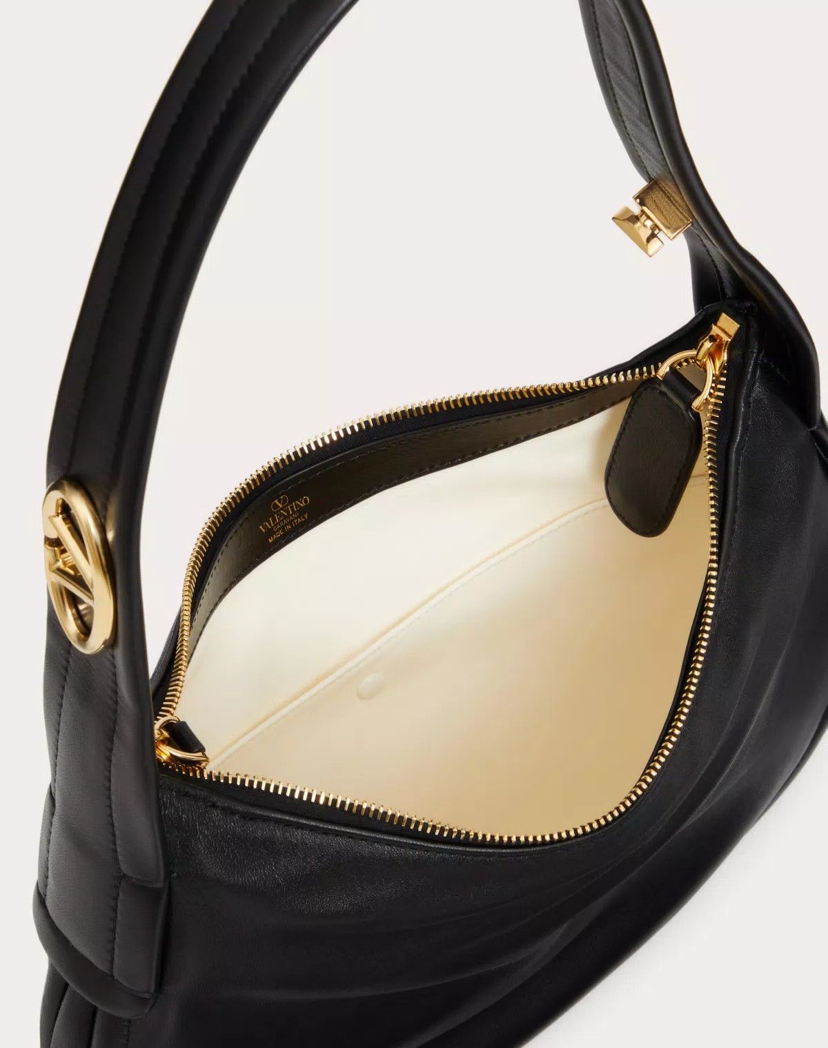 Valentino oc11z0725 Size:OS/ Small Go-Hobo Bag in Black Size ONE SIZE - 6 Thumbnail