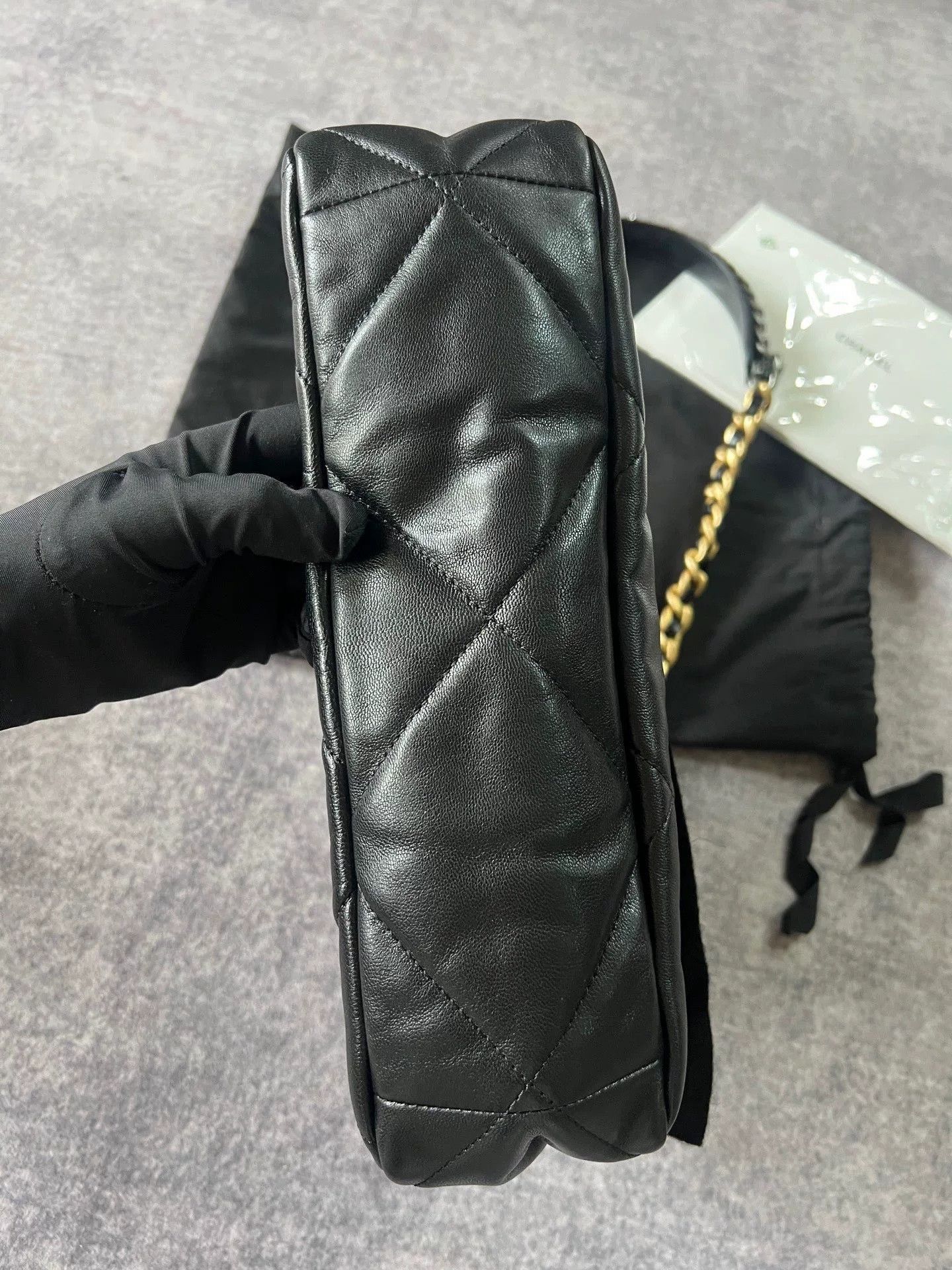Chanel Chanel 19 Bag Black Gold Chain Size ONE SIZE - 3 Thumbnail