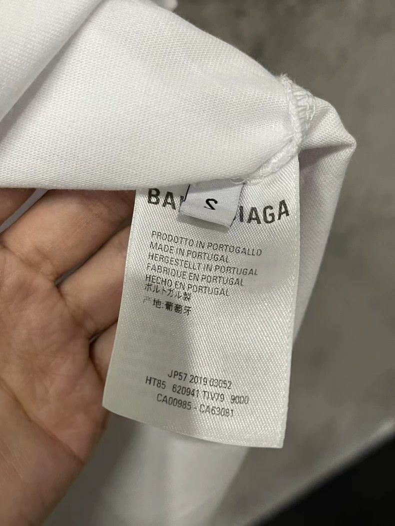 Balenciaga Balenciaga Mastercard Short Sleeve Size US S / EU 44-46 / 1 - 7 Thumbnail