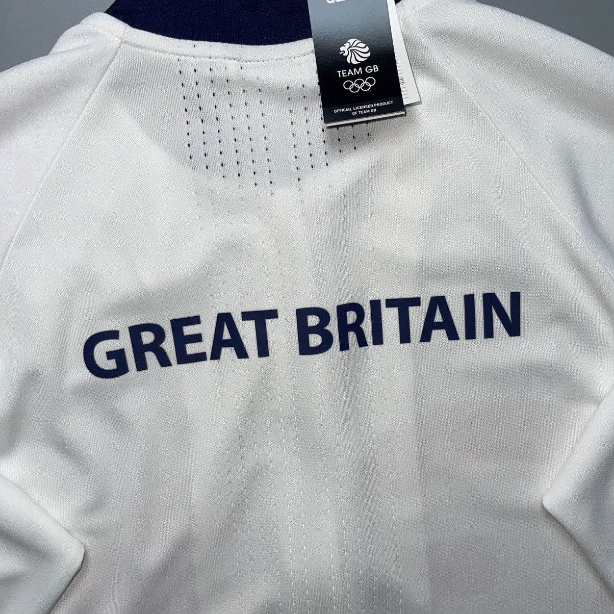 Adidas NWT GREAT BRITAIN OLYMPICS 2016 PODIUM TRACK TOP JACKET Size US M / EU 48-50 / 2 - 8 Thumbnail