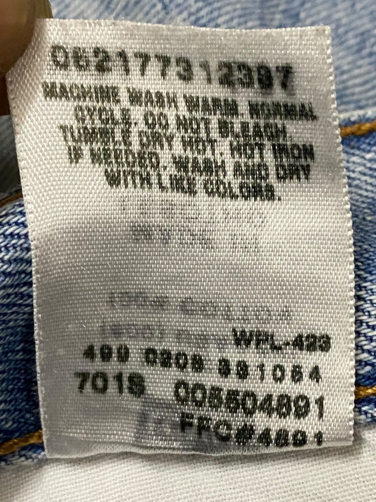 Levi's Vintage 1990 Levis550 Faded Wash Distressed Fit Jeans Size US 35 - 18 Thumbnail